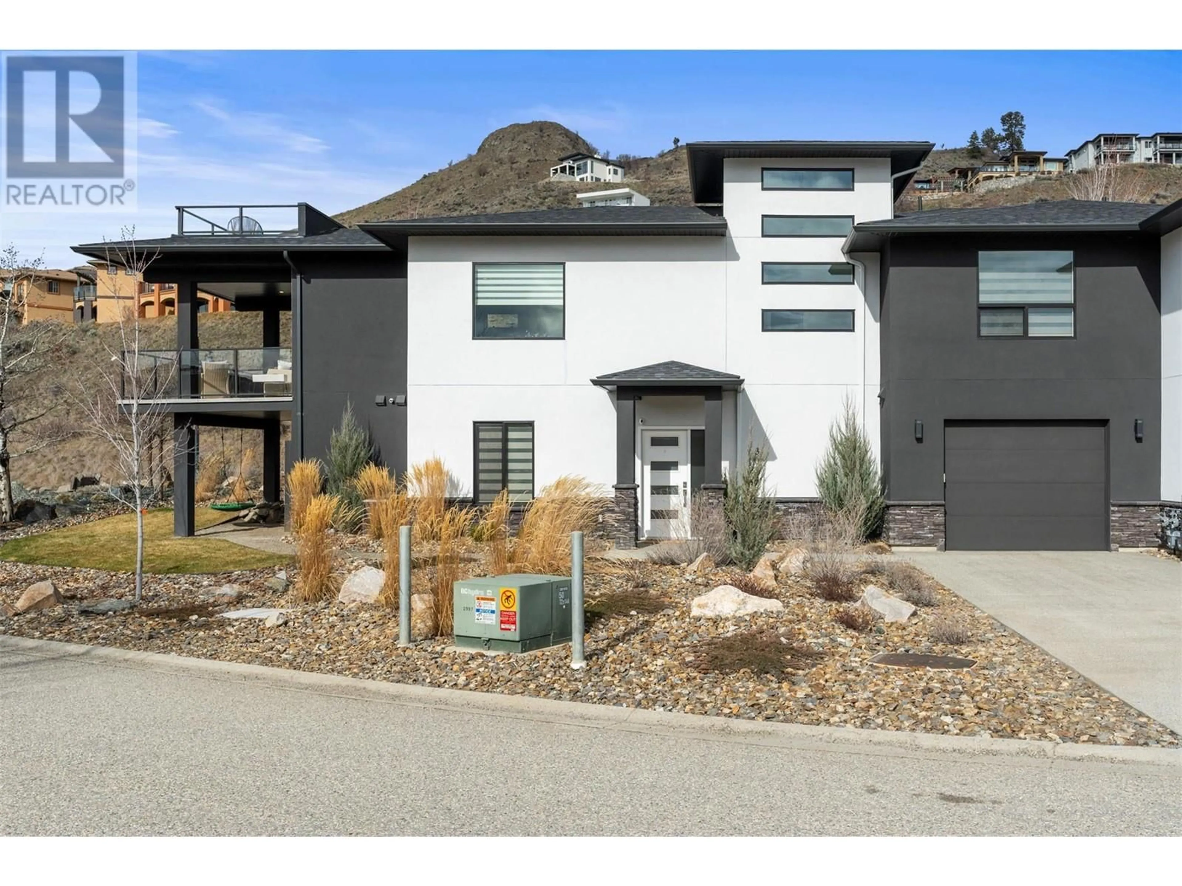 Home with brick exterior material, street for 305 CORDON PLACE, Vernon British Columbia V1H1Z9