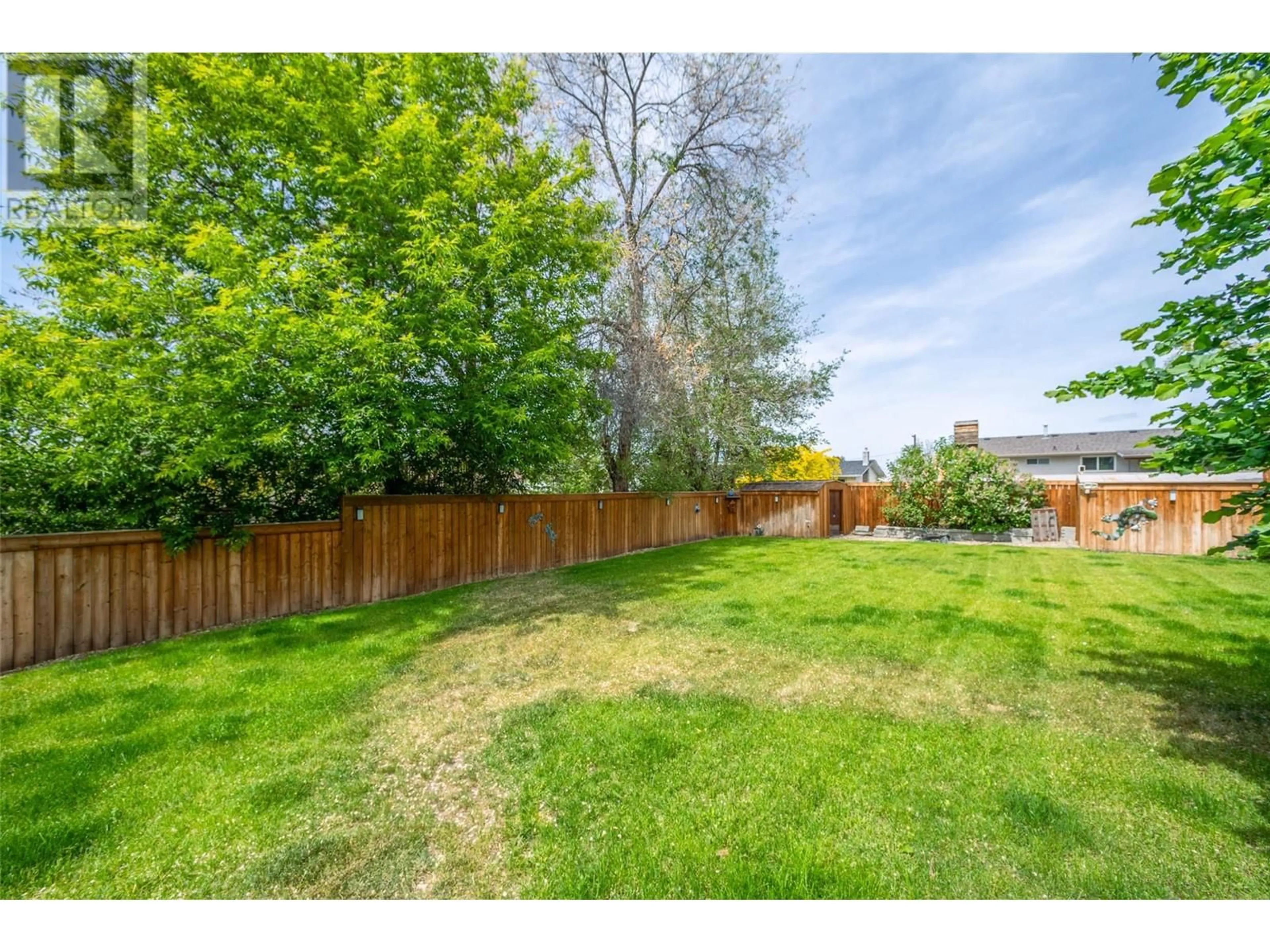 Unknown for 2946 SPRINGFIELD ROAD, Kelowna British Columbia V1X4N7