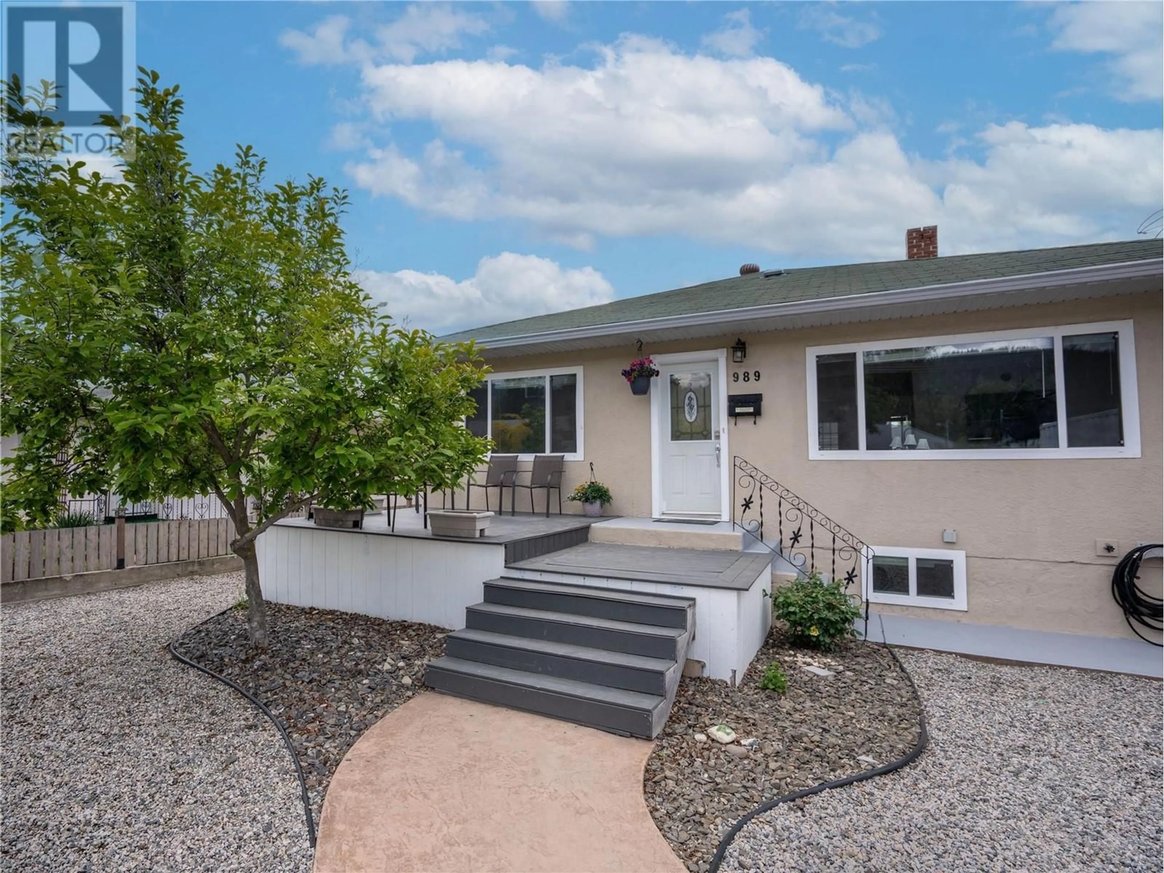Home with vinyl exterior material, street for 989 KILWINNING STREET, Penticton British Columbia V2A4N8