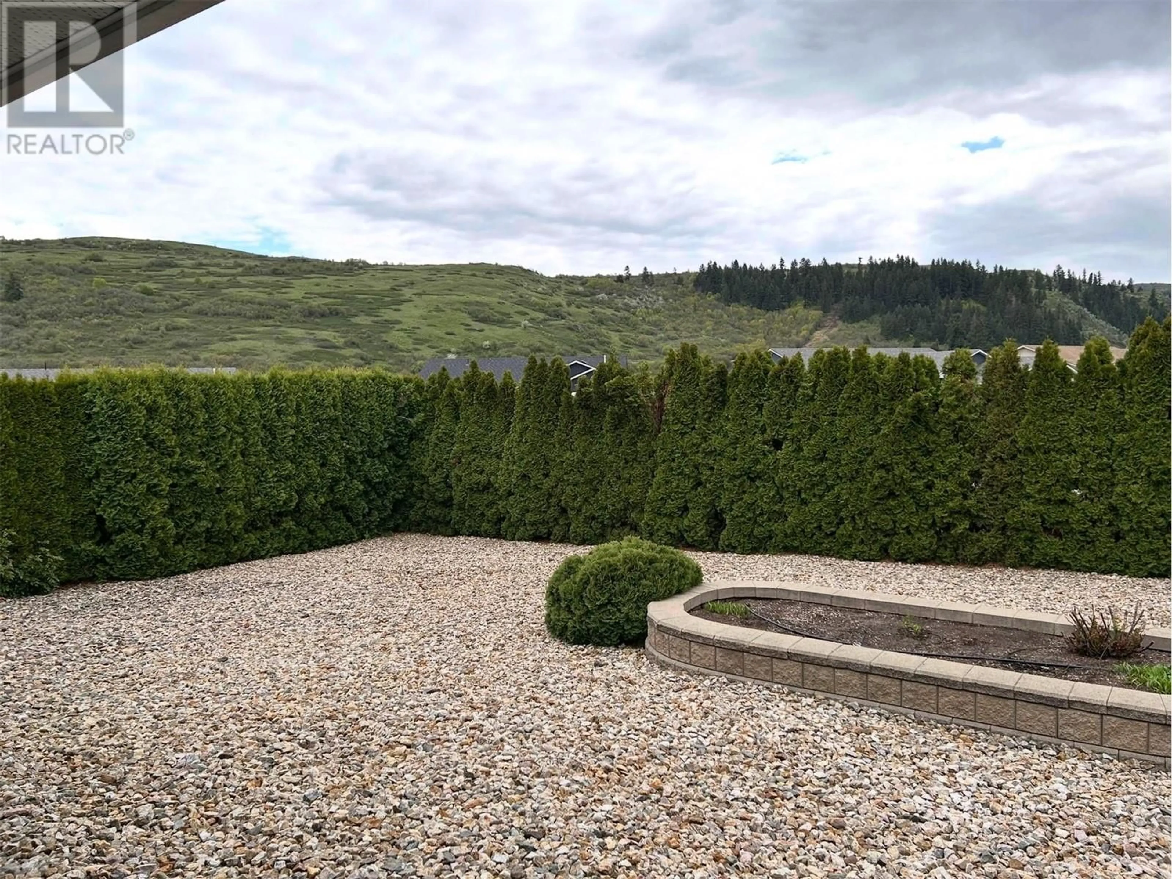 Patio, mountain view for 857 8 AVENUE, Vernon British Columbia V1H1Z1