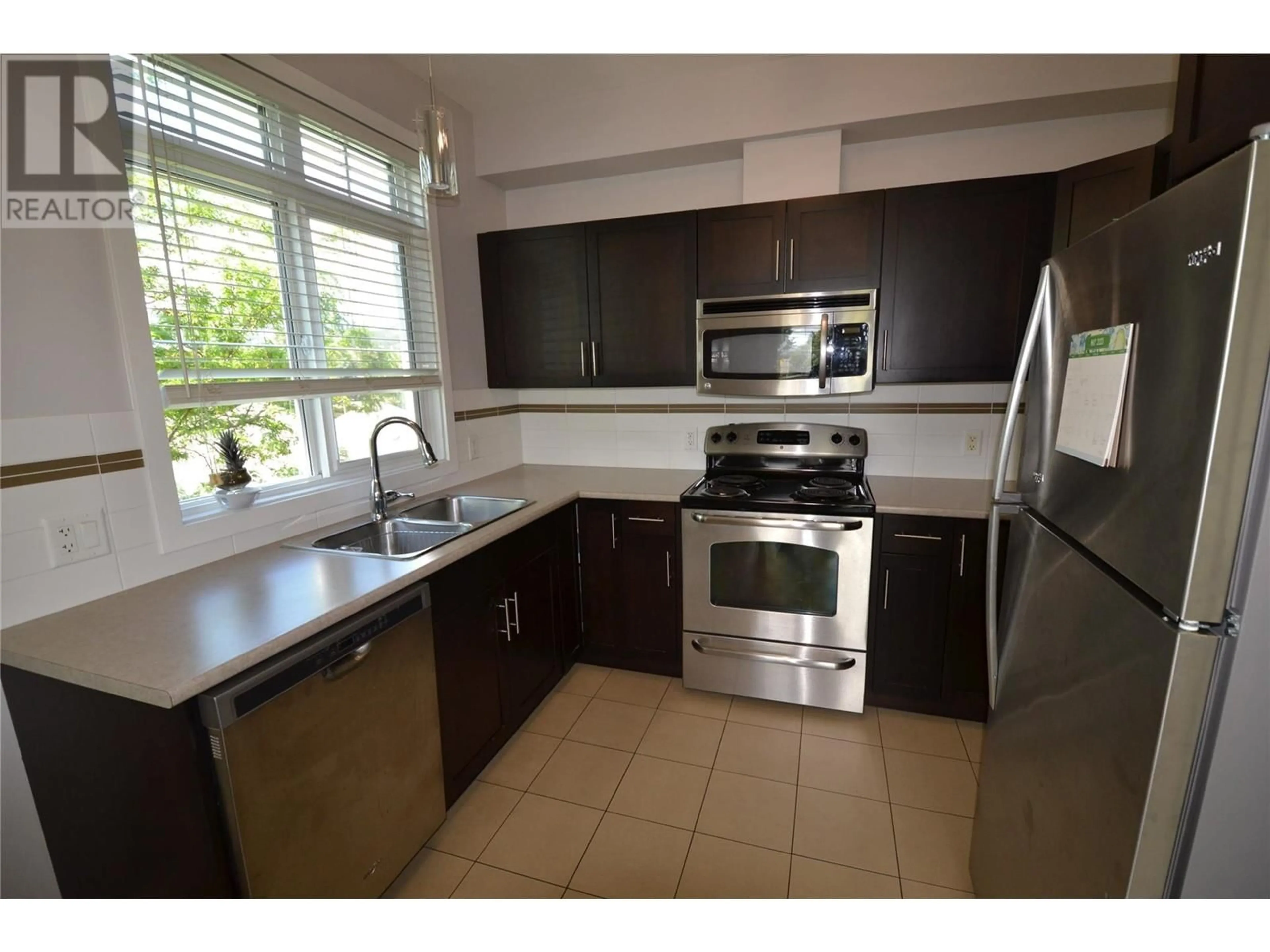 Standard kitchen, unknown for 308 - 1350 RIDGEWAY DRIVE, Kelowna British Columbia V1Y9T8