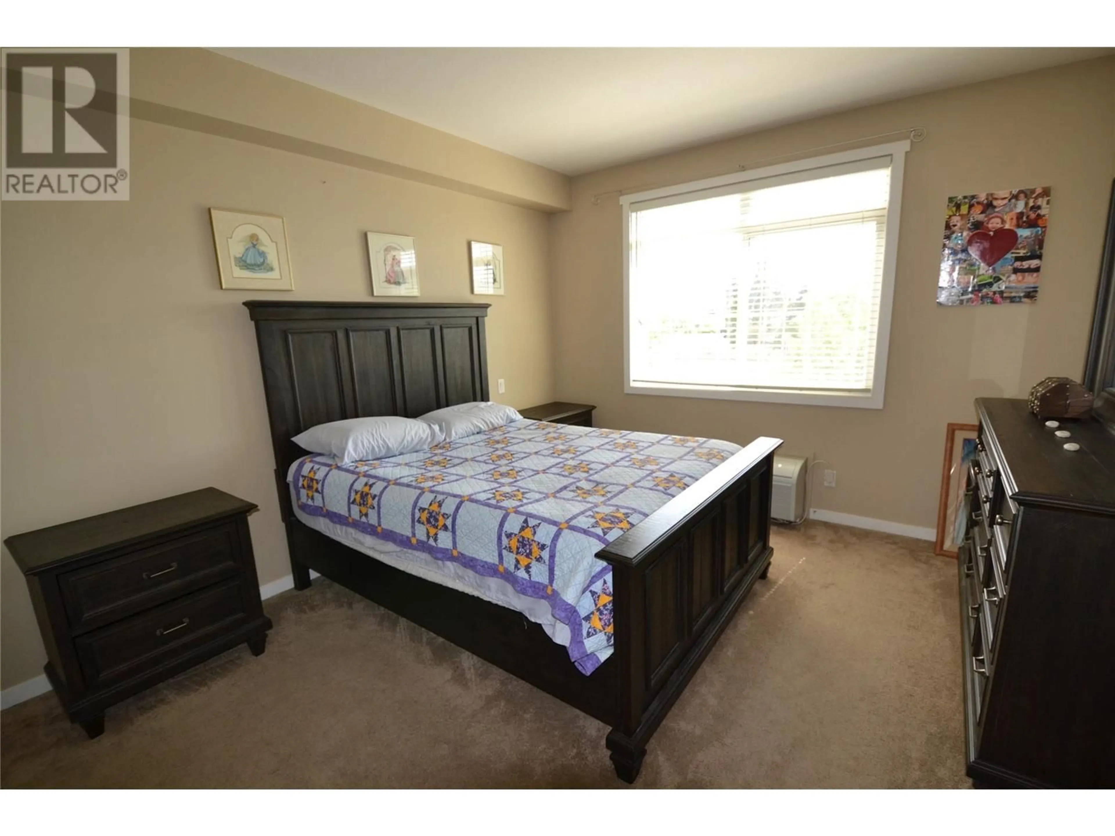 Bedroom with bed, unknown for 308 - 1350 RIDGEWAY DRIVE, Kelowna British Columbia V1Y9T8
