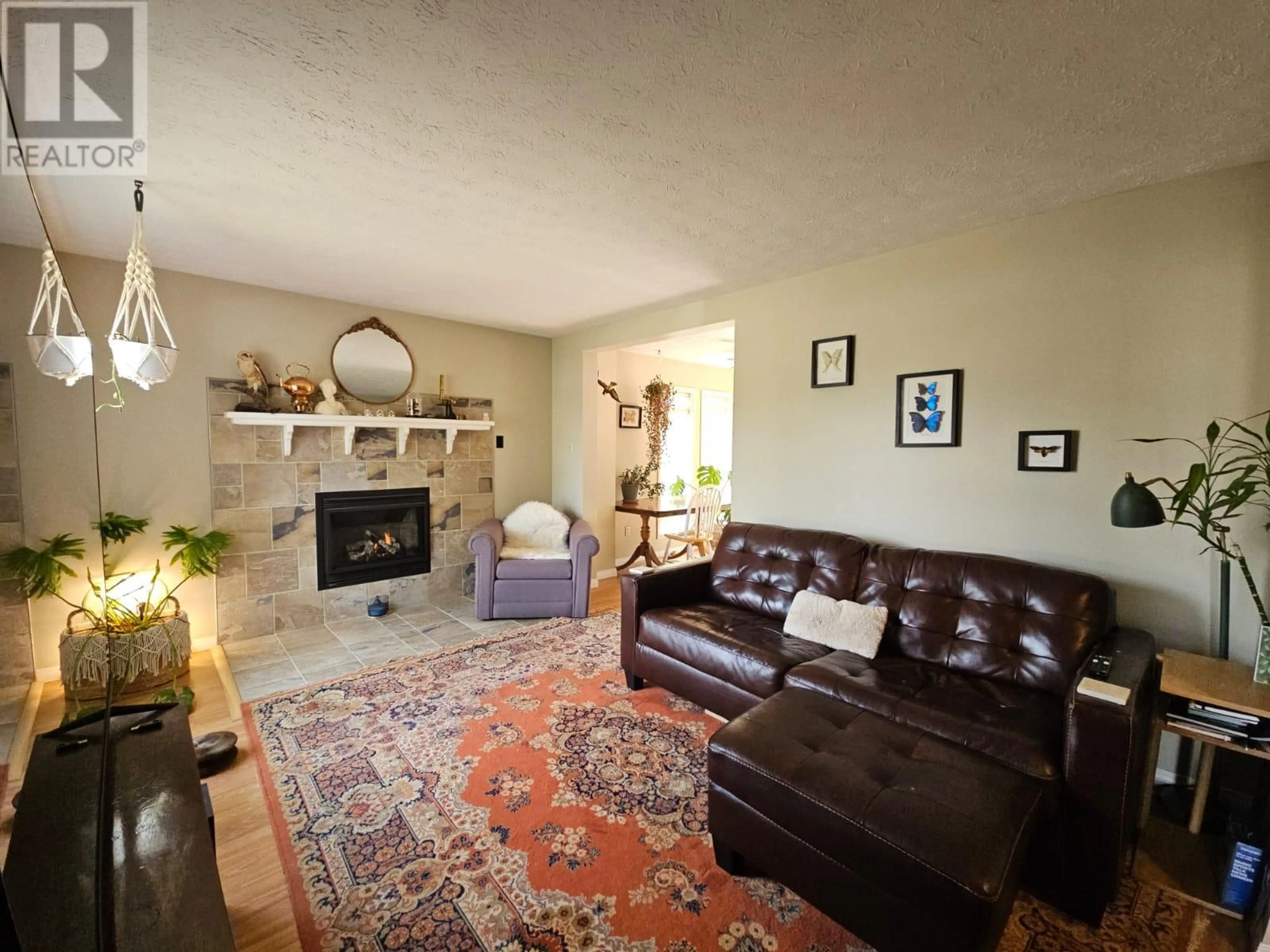 Living room with furniture, unknown for 167 ASH CRES OTHER, Tumbler Ridge British Columbia V0C2W0