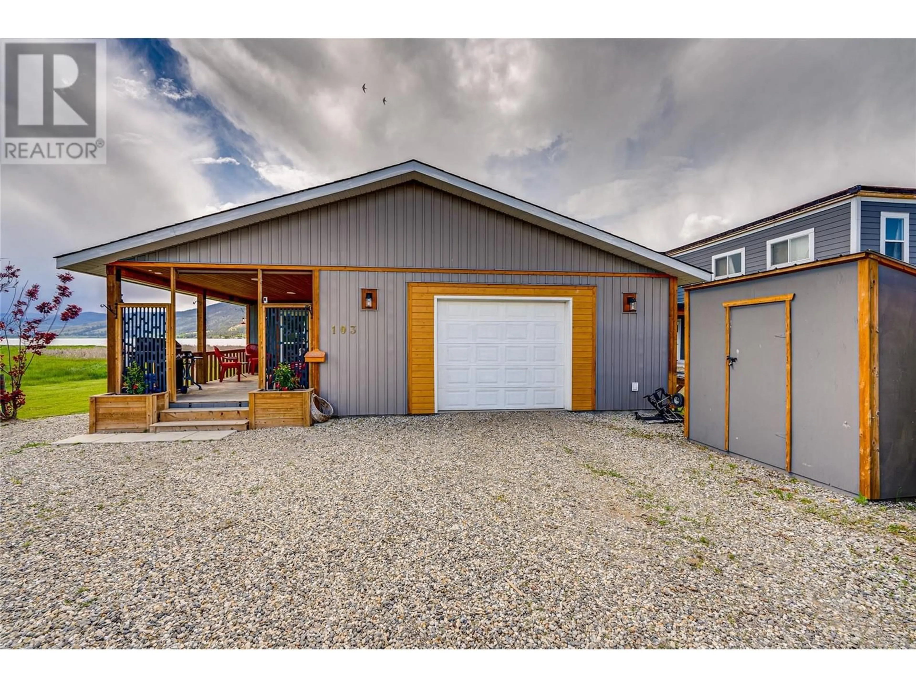 Indoor garage for 103 - 75 ANTOINE ROAD, Vernon British Columbia V1H2A3