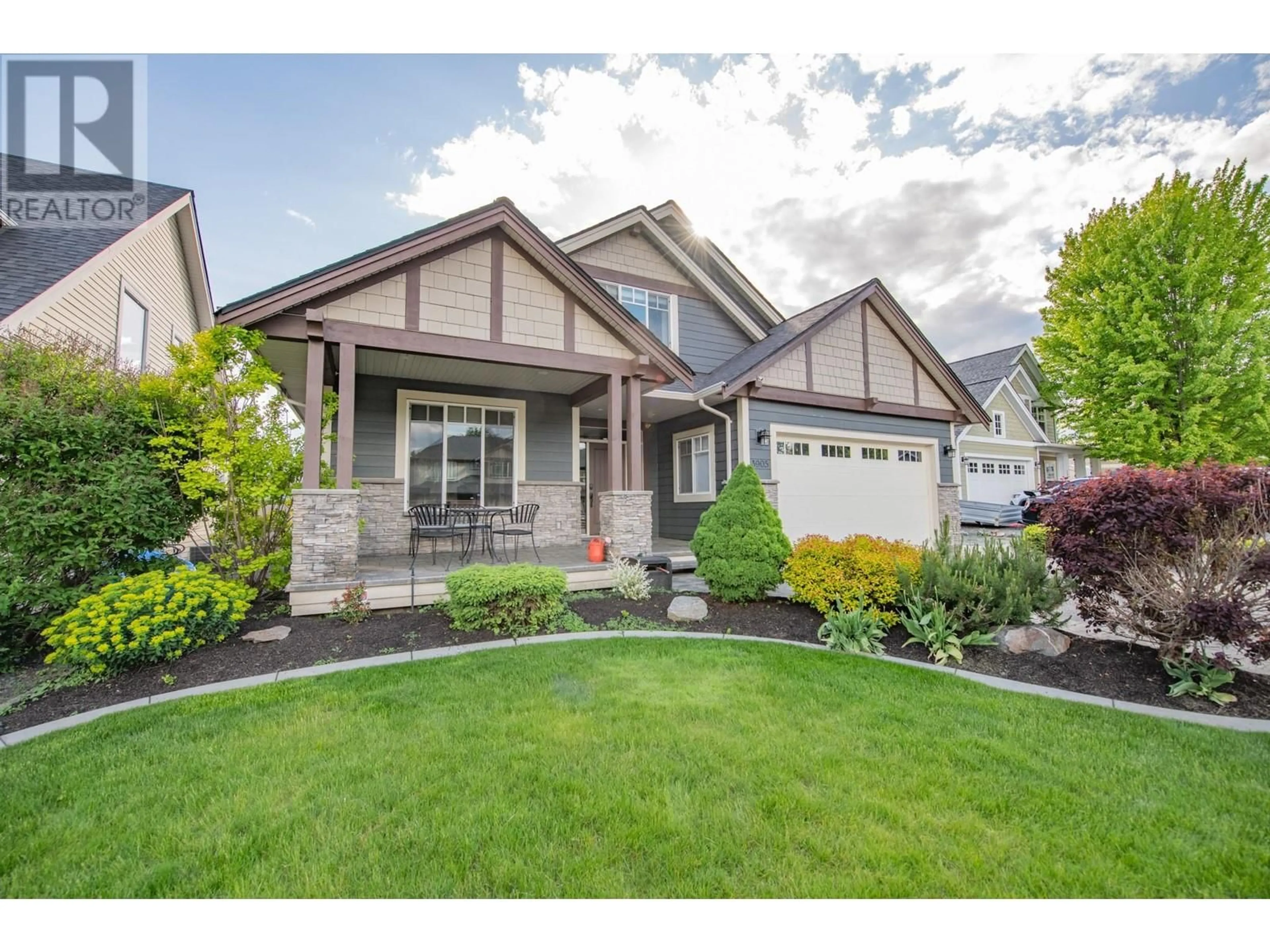 Home with vinyl exterior material, street for 3905 RANKINE PLACE, Armstrong British Columbia v4y0x9