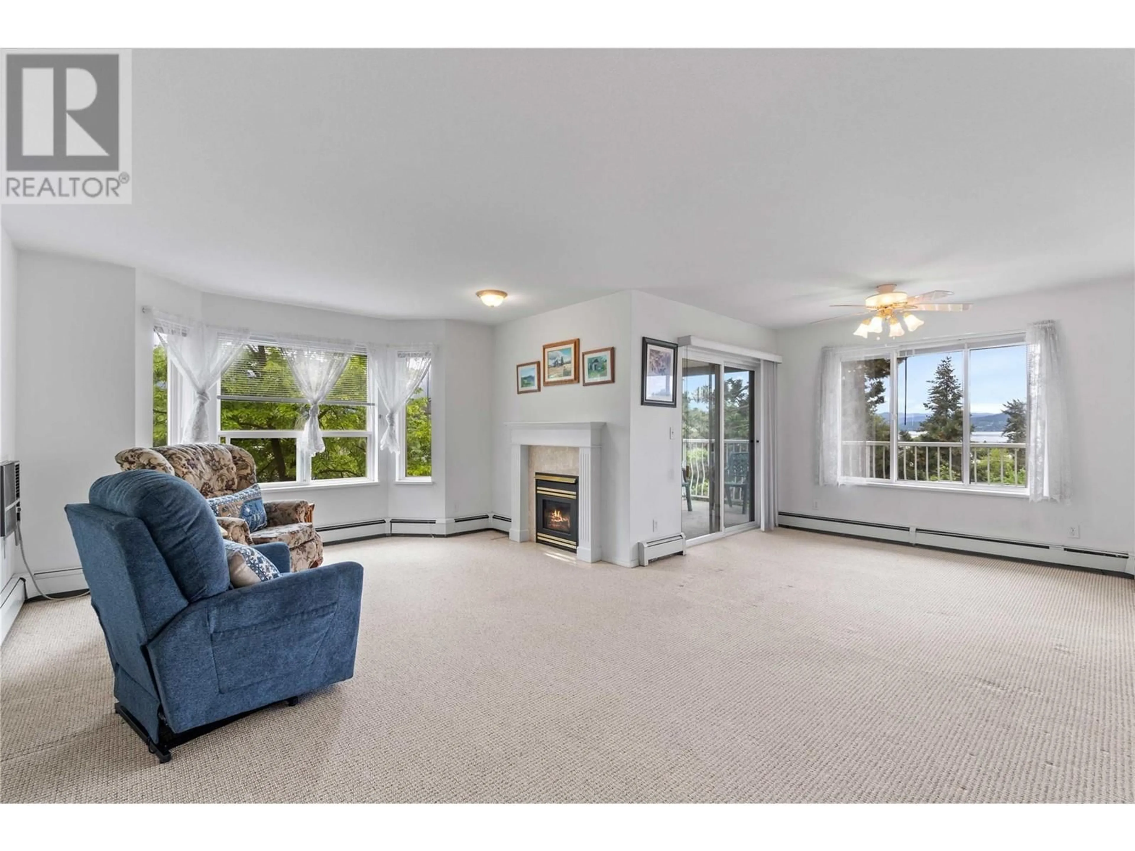 Living room with furniture, unknown for 314 - 250 5 STREET SOUTHEAST, Salmon Arm British Columbia V1E1J8