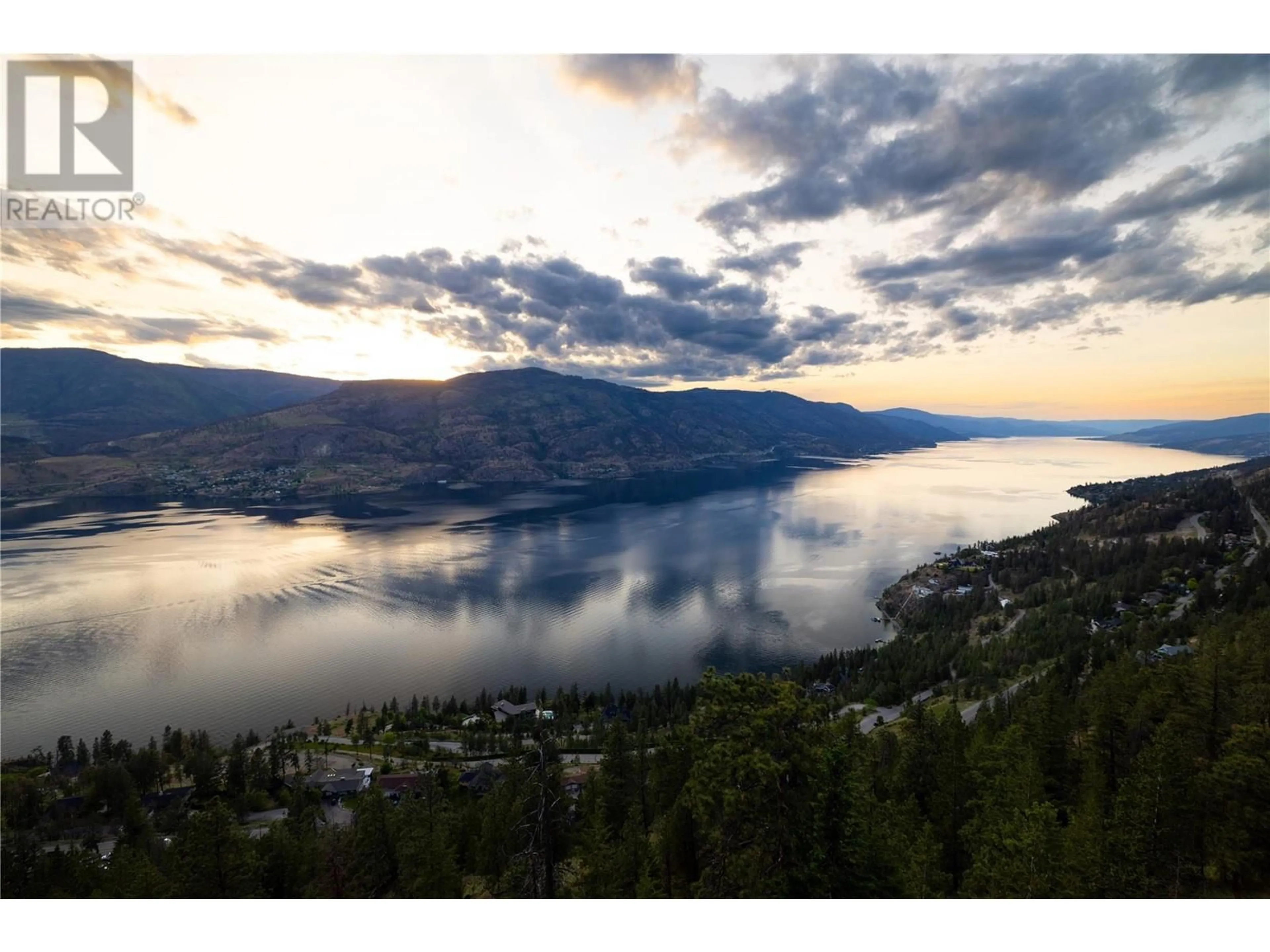 Blurry image for 140 RED SKY PLACE, Kelowna British Columbia V1V3E3