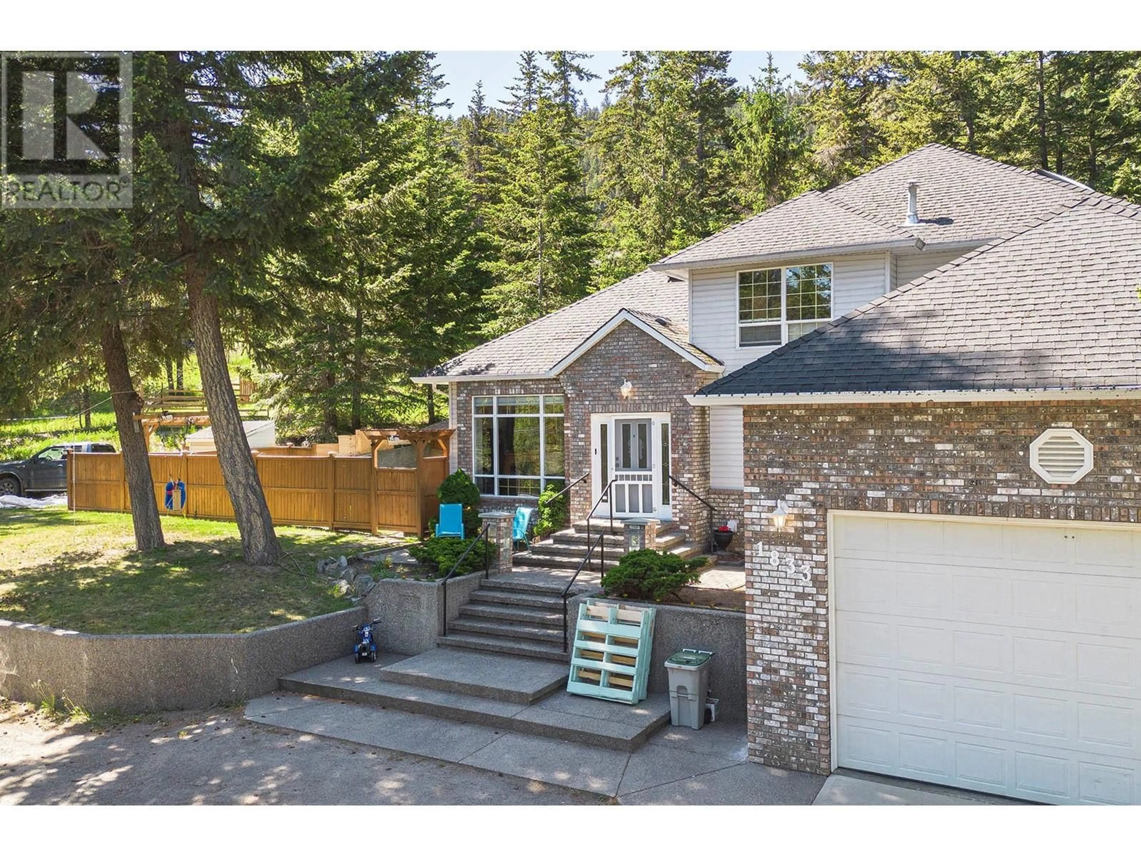 A pic from outside/outdoor area/front of a property/back of a property/a pic from drone, unknown for 1833 PRATT ROAD, Kamloops British Columbia V2H1R3