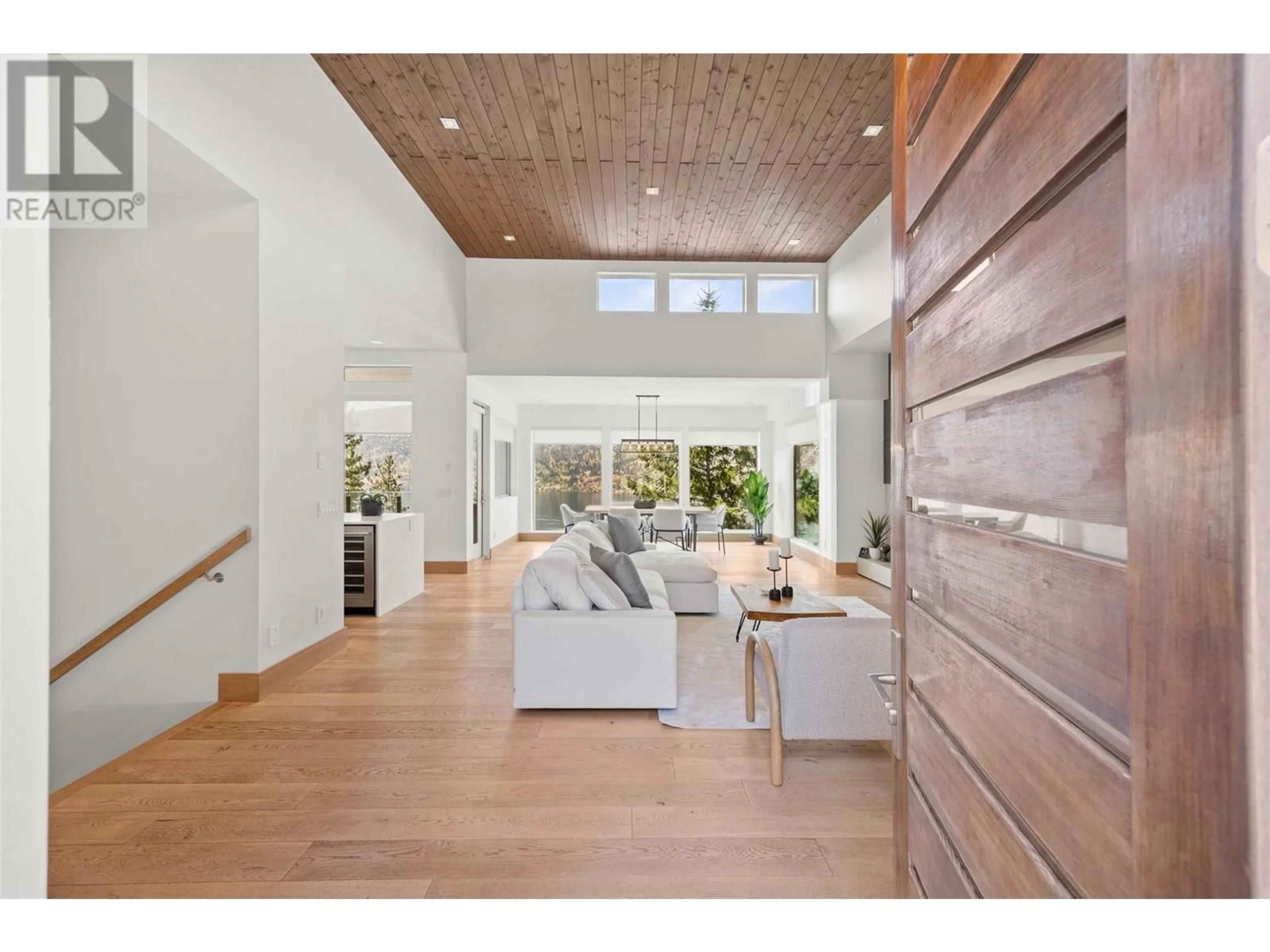 Unknown for 3322 SHAYLER ROAD, Kelowna British Columbia V1V2R1
