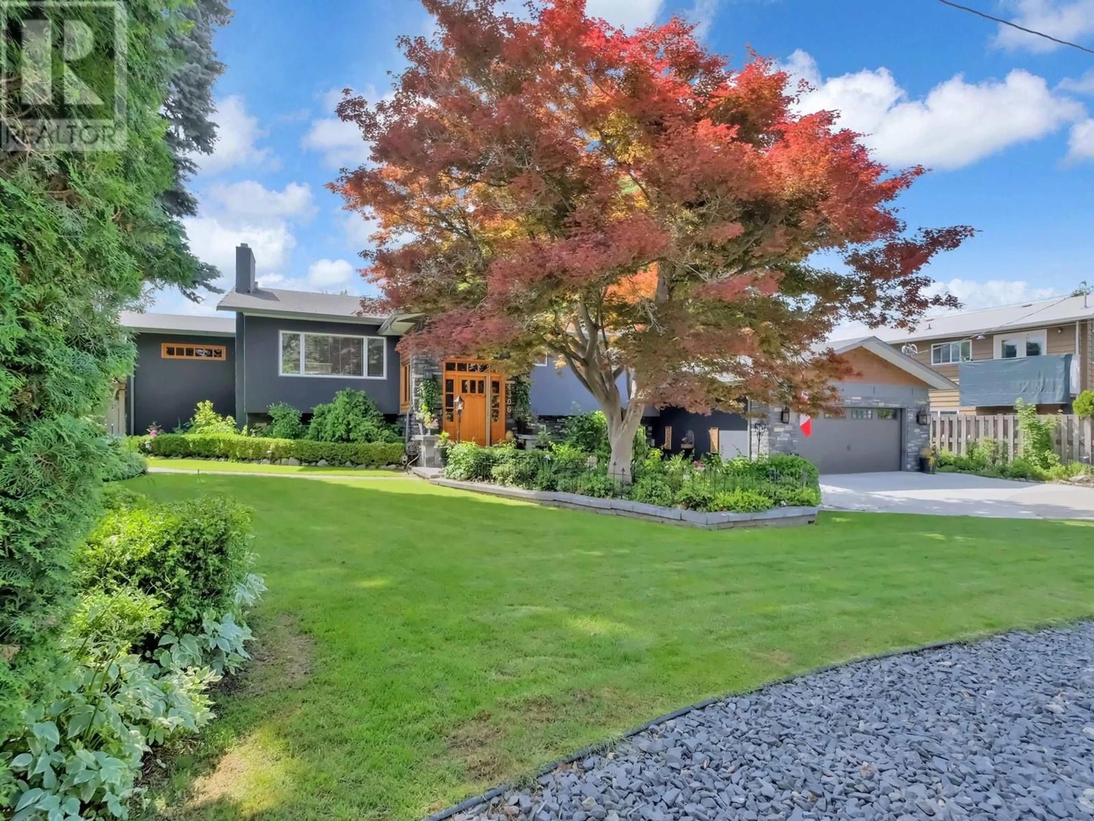 A pic from outside/outdoor area/front of a property/back of a property/a pic from drone, street for 4306 HAZELL ROAD, Kelowna British Columbia V1W1P8