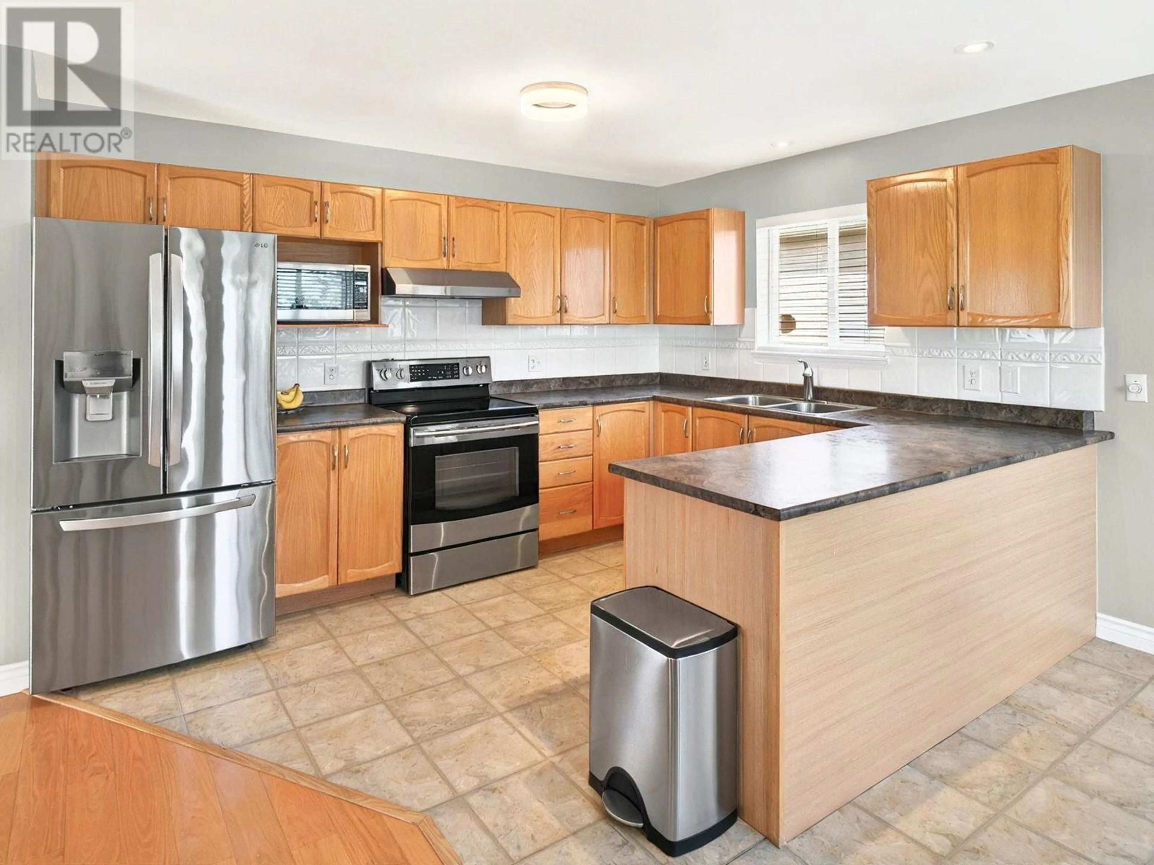 Open concept kitchen, unknown for 1150 SUNVIEW PLACE, West Kelowna British Columbia V1Z3R1