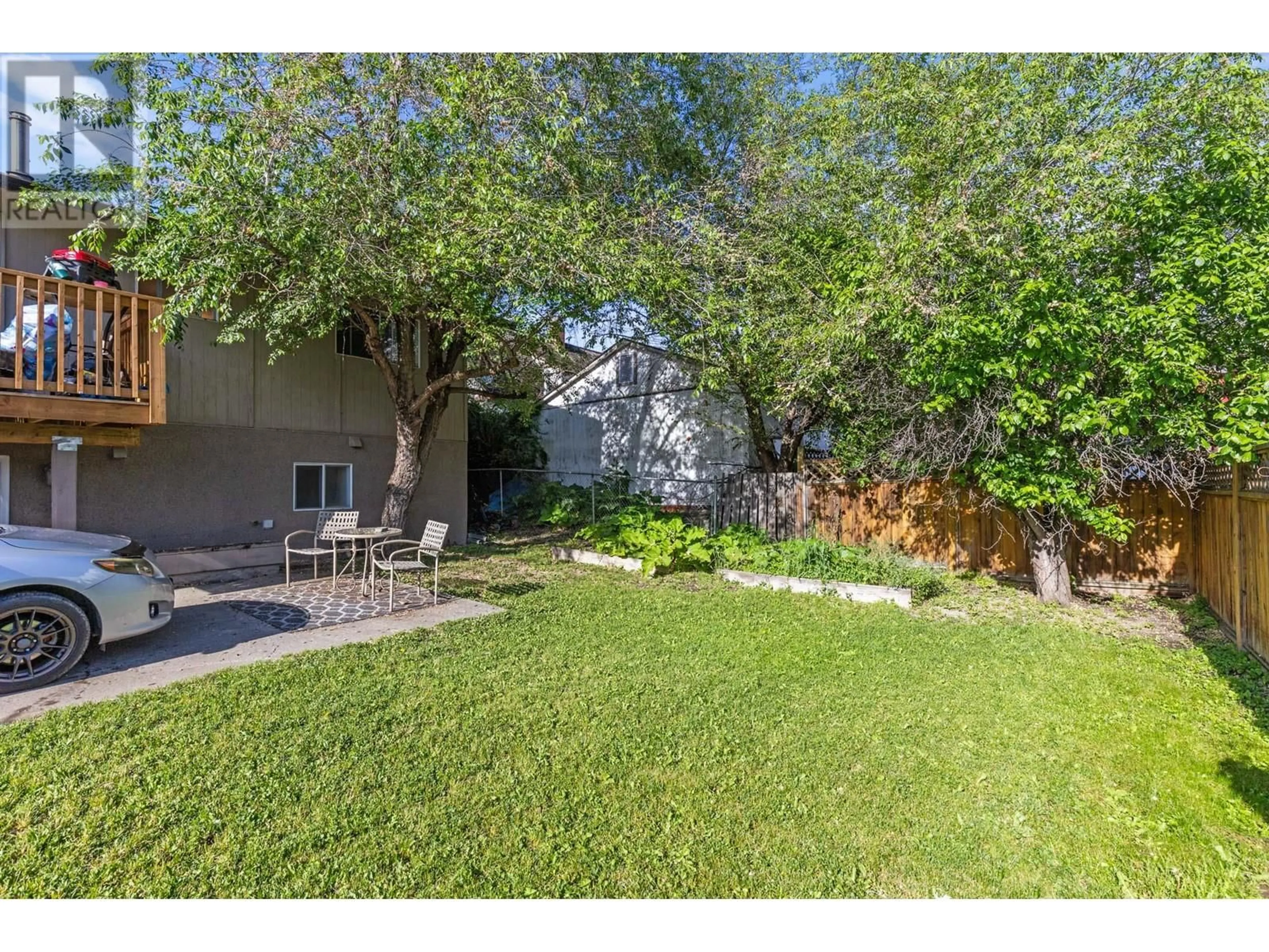 Patio, street for 1502 32 AVENUE, Vernon British Columbia V1T2H8