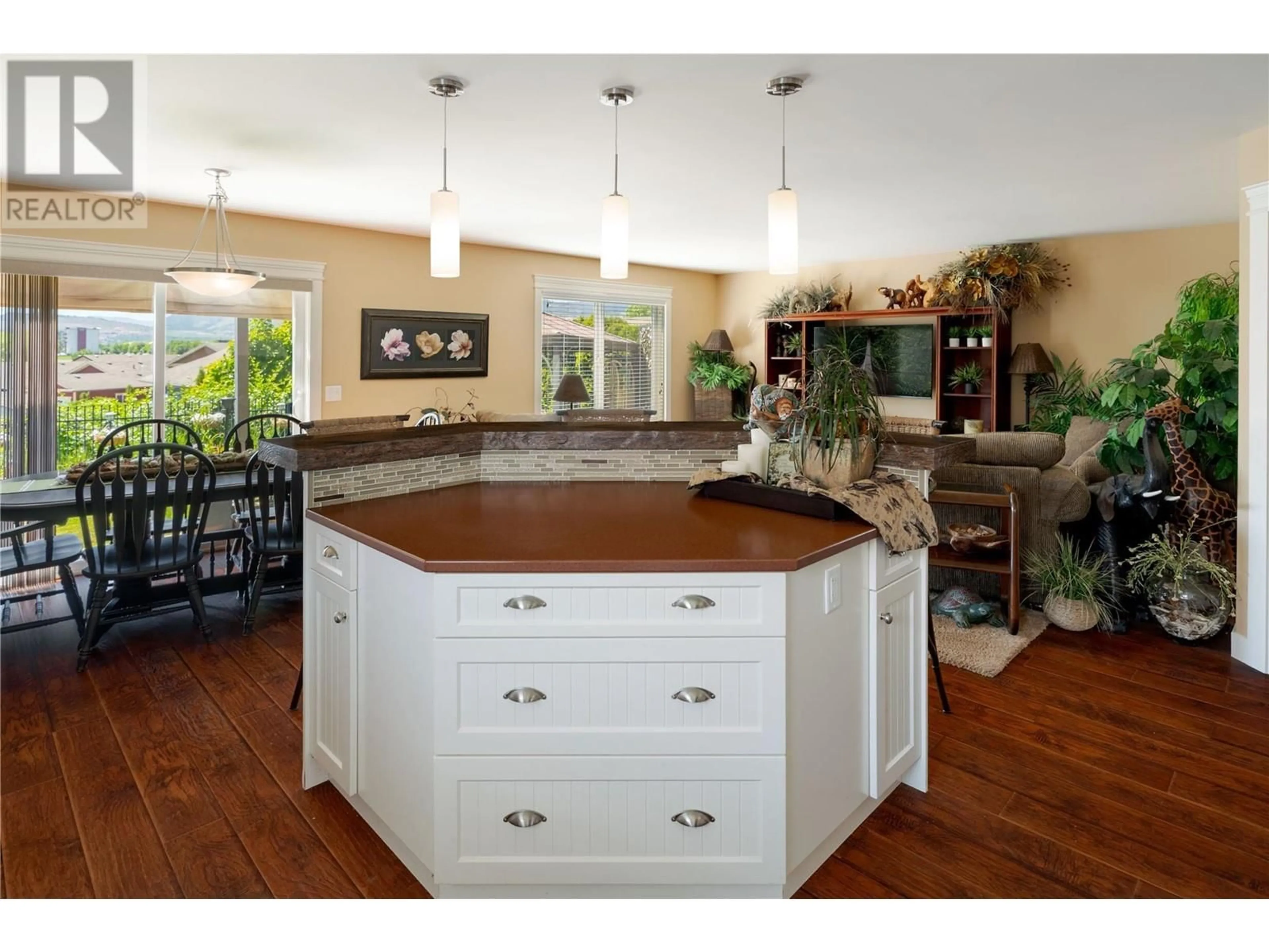 Open concept kitchen, unknown for 2086 CLOVER DRIVE, Westbank British Columbia V4T3A5