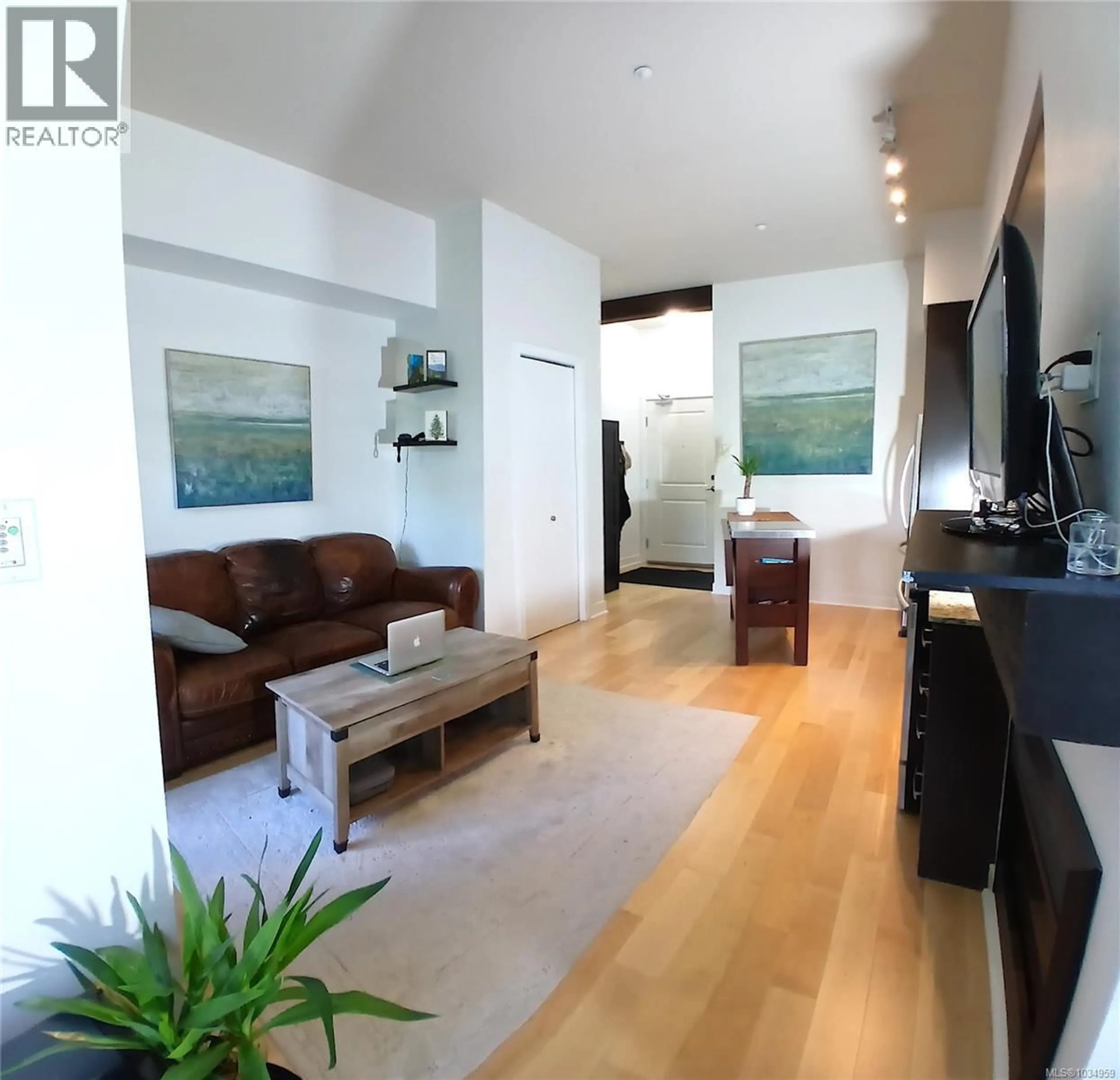 Living room with furniture, unknown for 119 - 1395 BEAR MOUNTAIN PARKWAY, Langford British Columbia V9B0E1