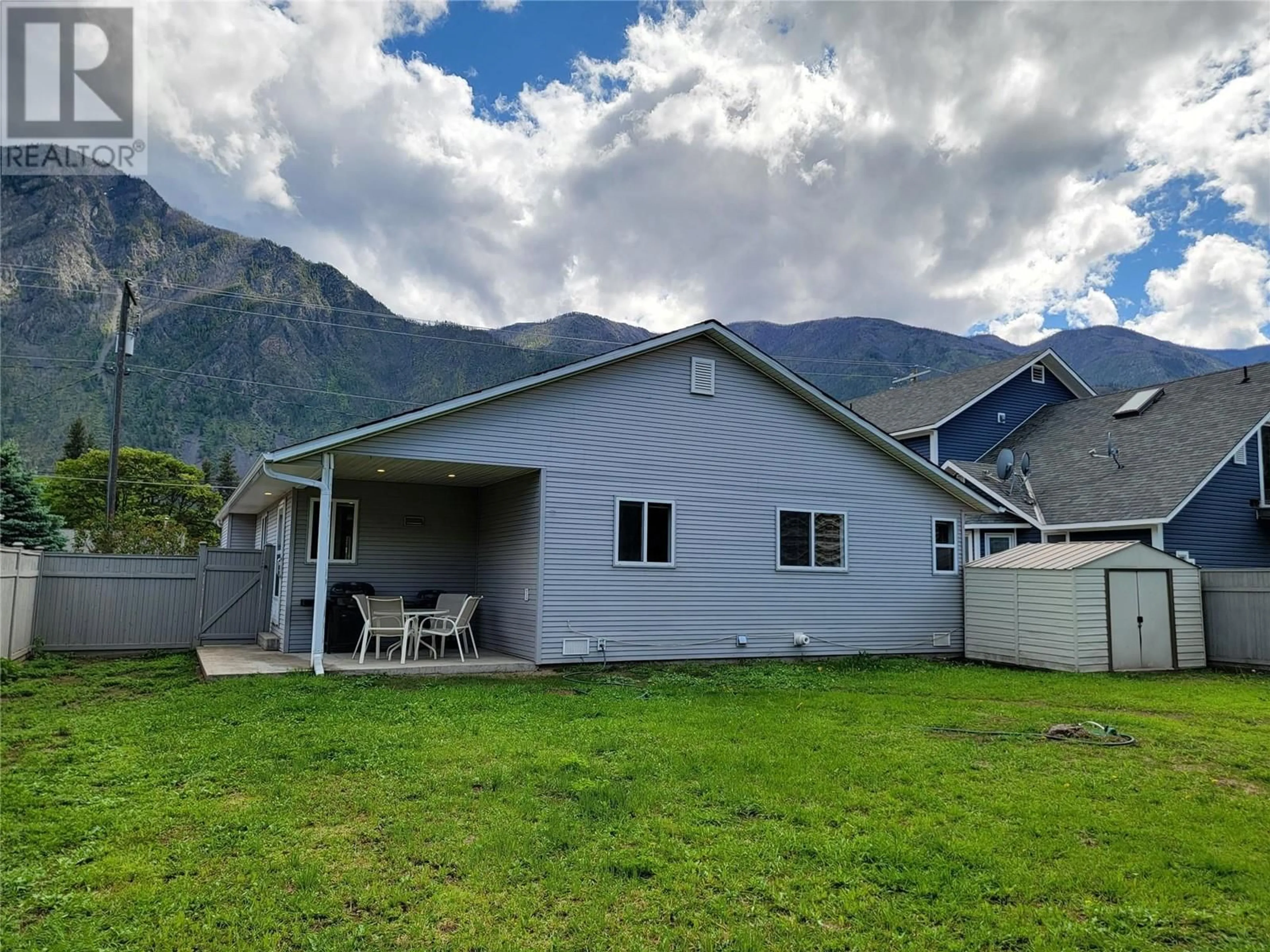 A pic from outside/outdoor area/front of a property/back of a property/a pic from drone, mountain view for 602 10TH AVENUE, Keremeos British Columbia V0X1N3