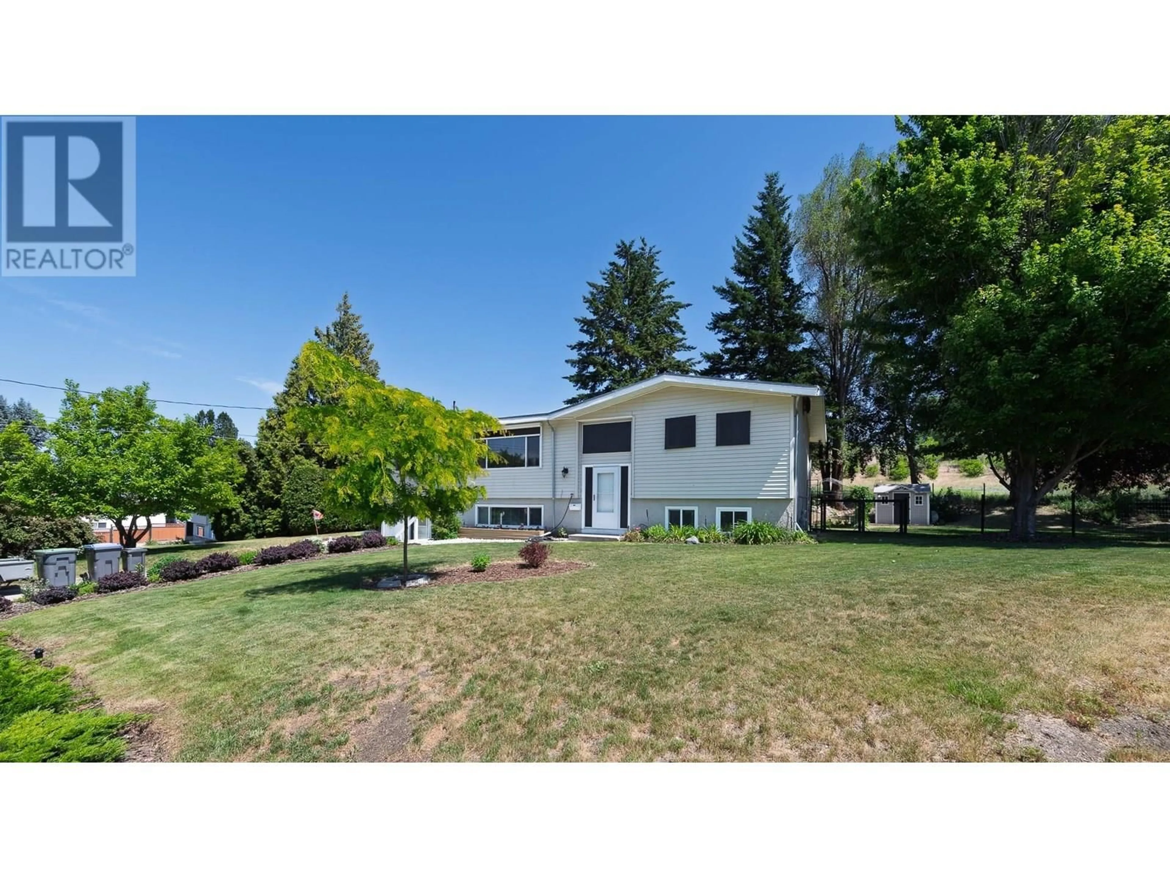 A pic from outside/outdoor area/front of a property/back of a property/a pic from drone, unknown for 2545 COLLEEN ROAD, West Kelowna British Columbia V1Z2K6