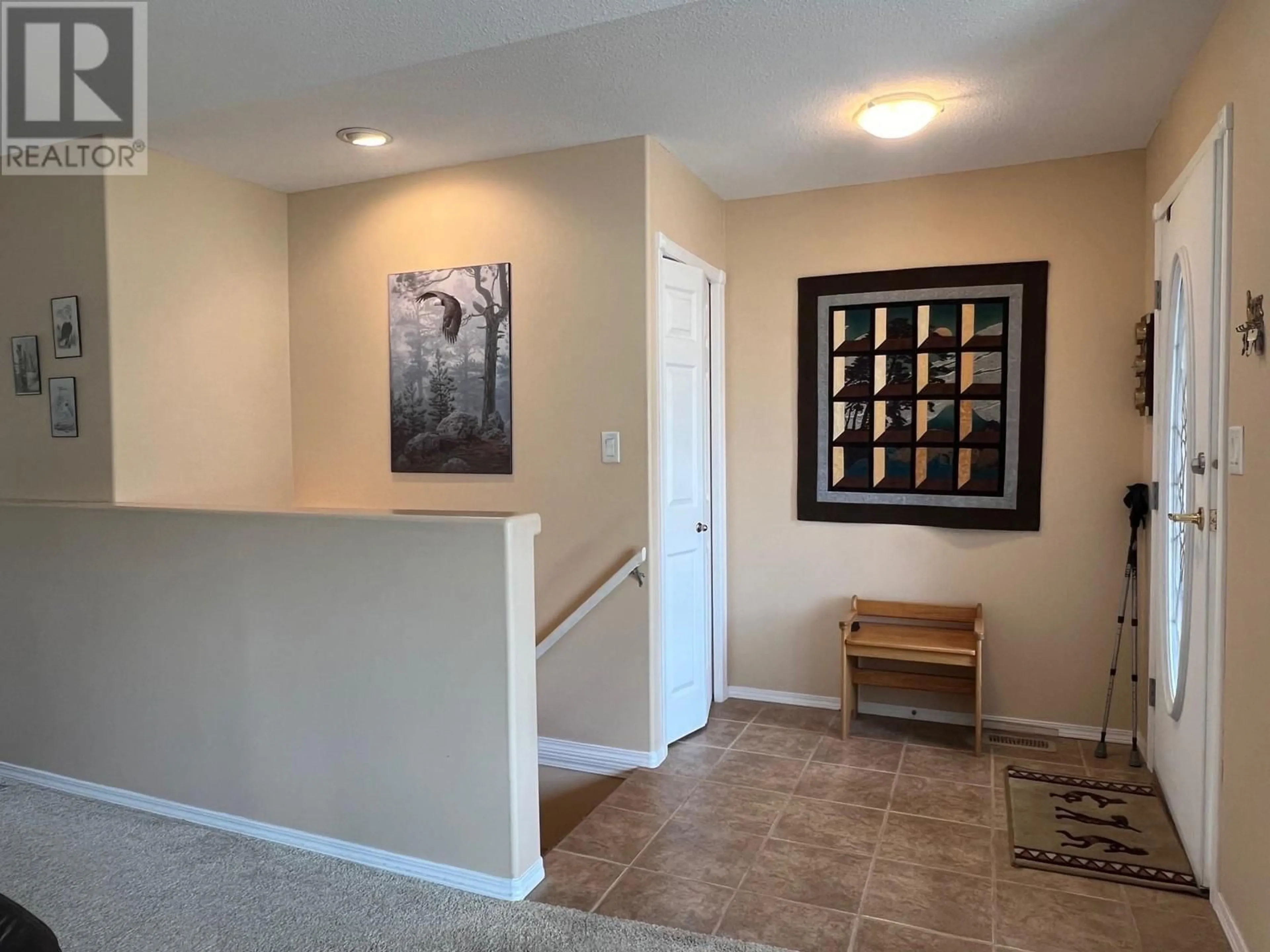 Indoor entryway for 431 4 STREET, Vernon British Columbia V1H1Z1