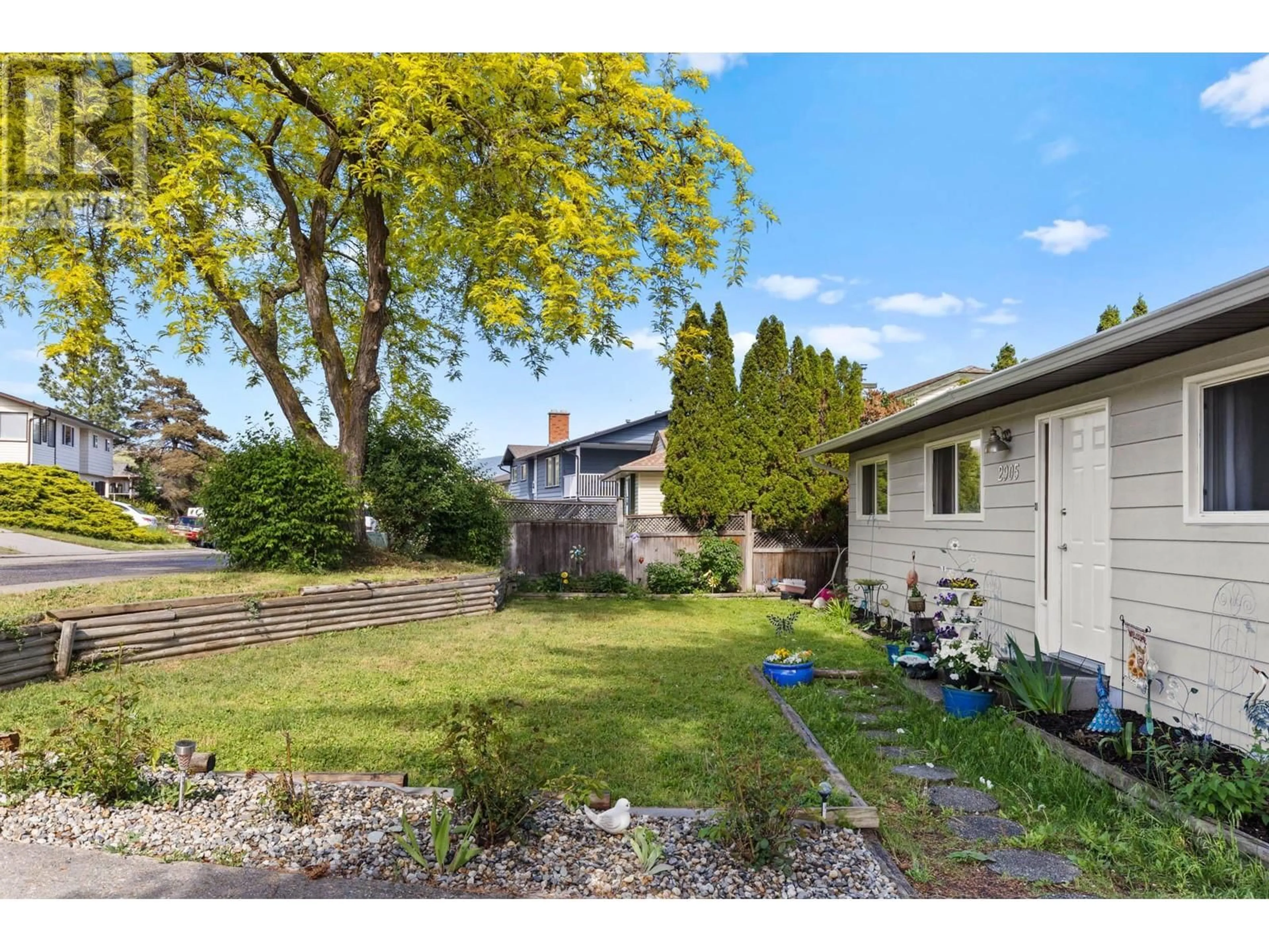 A pic from outside/outdoor area/front of a property/back of a property/a pic from drone, street for 2905 PROSPECT DRIVE, Vernon British Columbia V1T8J2