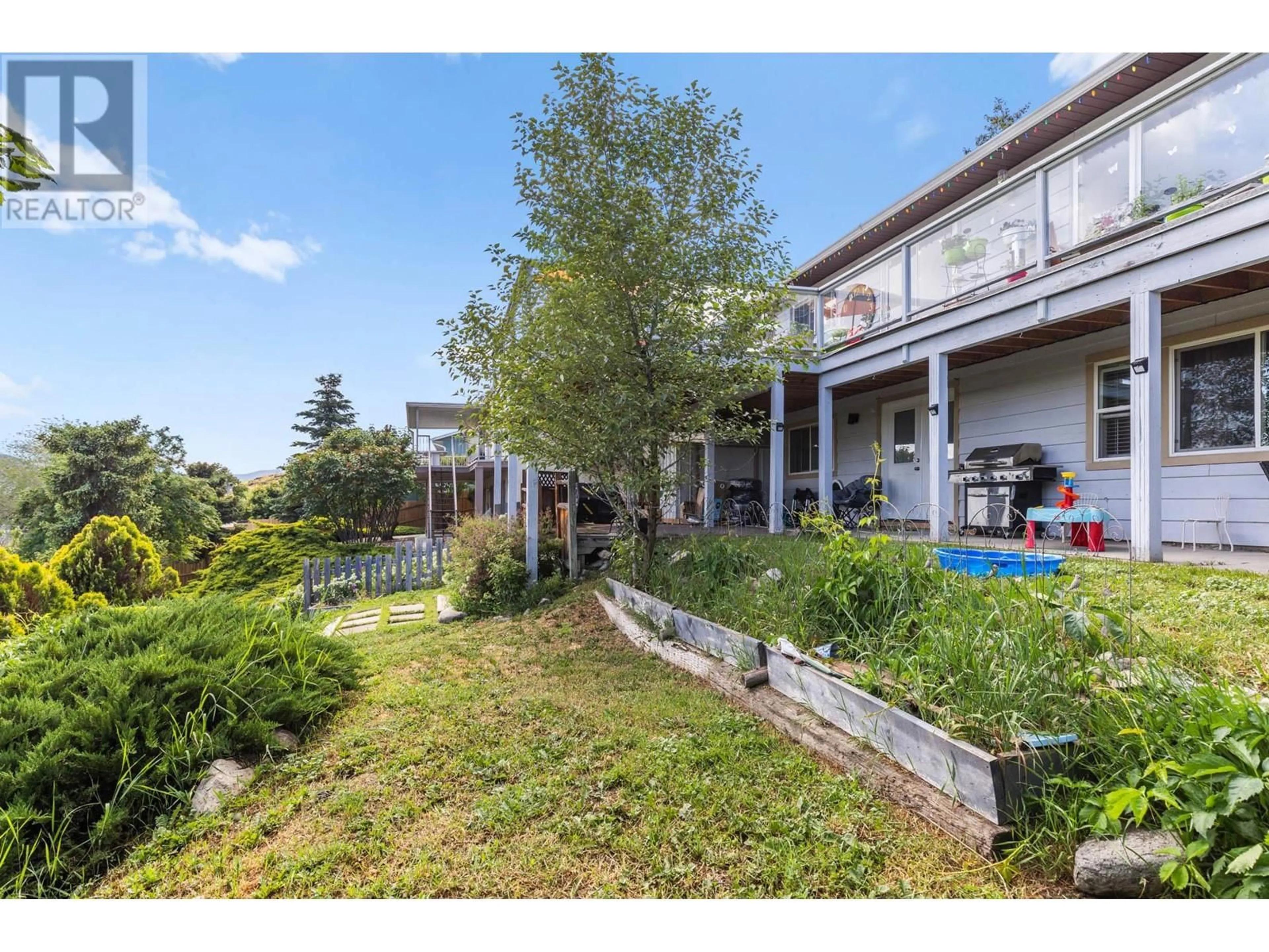 Patio, water/lake/river/ocean view for 2905 PROSPECT DRIVE, Vernon British Columbia V1T8J2