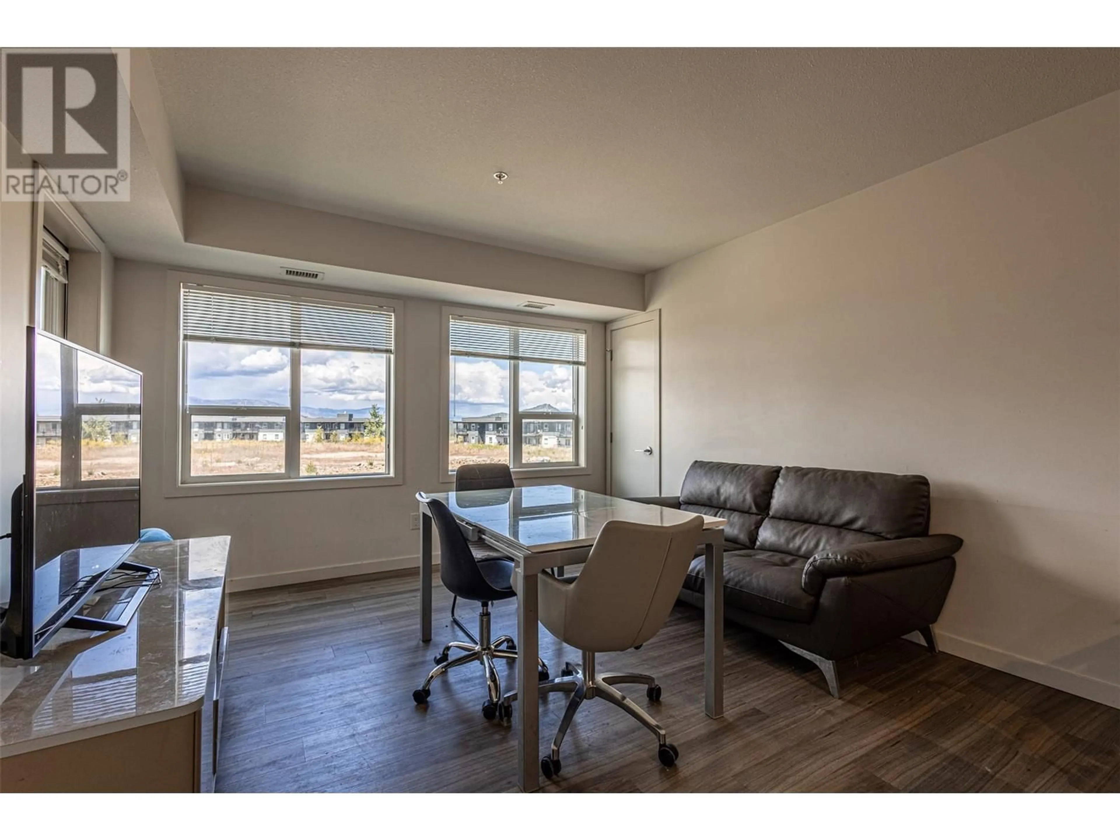 A pic of a room for 207 - 775 ACADEMY WAY, Kelowna British Columbia V7V0A5