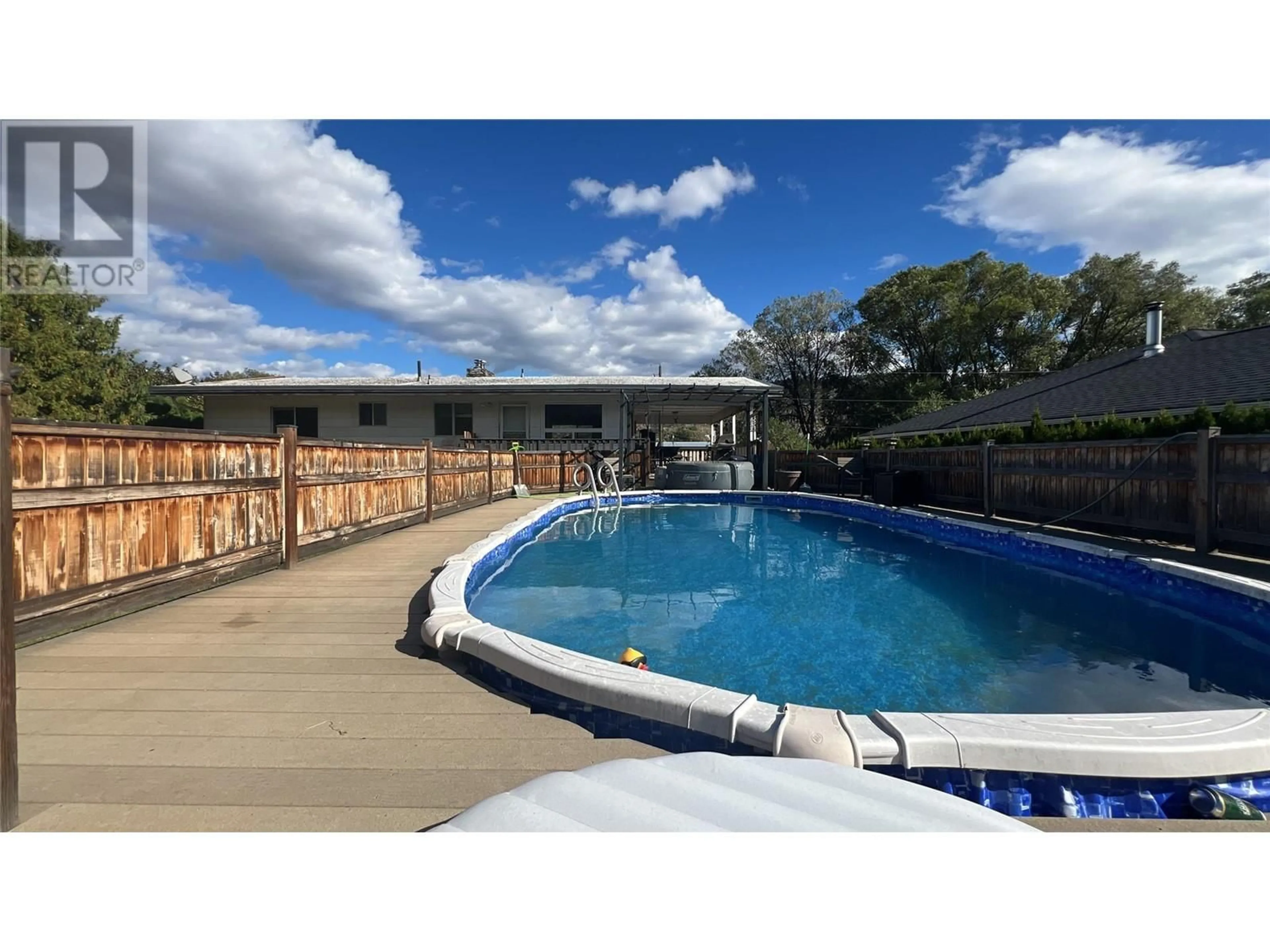 Pool for 5246 HAYNES ROAD, Oliver British Columbia V0H1T1