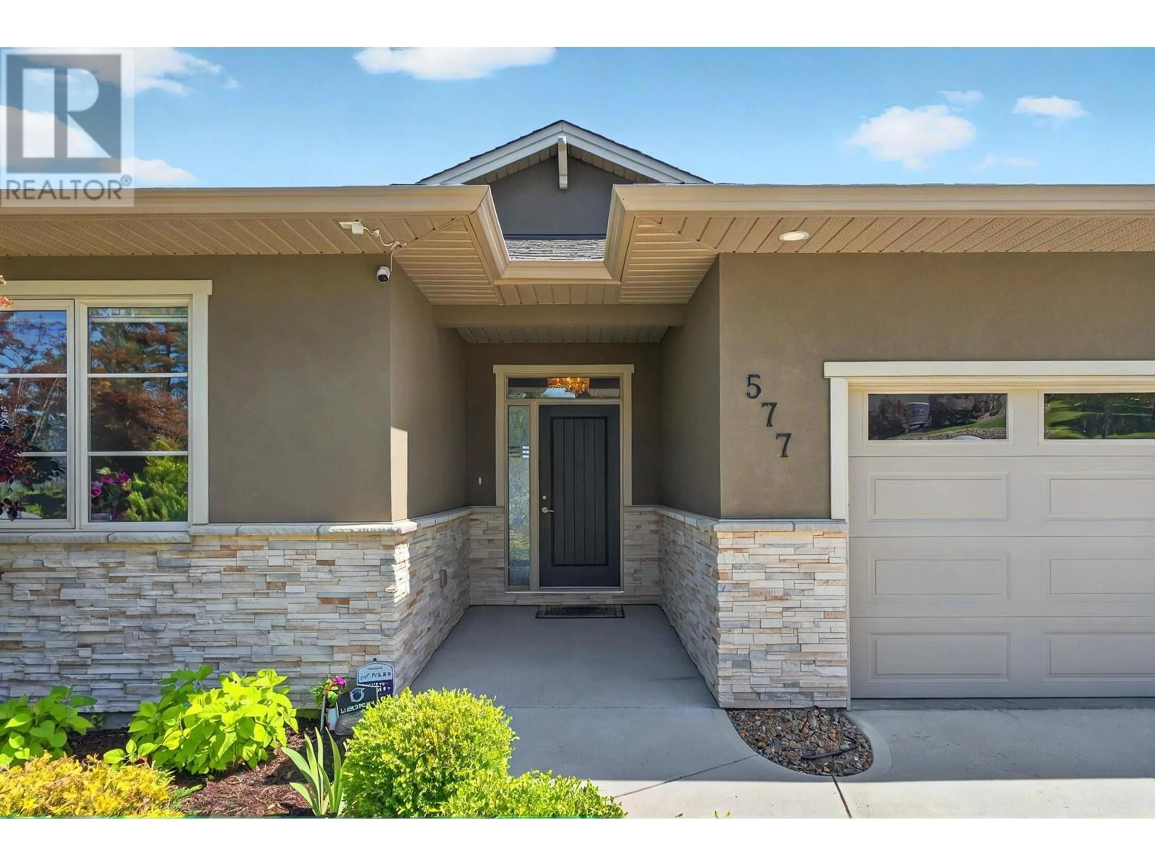 Unknown for 577 HARROGATE LANE, Kelowna British Columbia V1V3A5