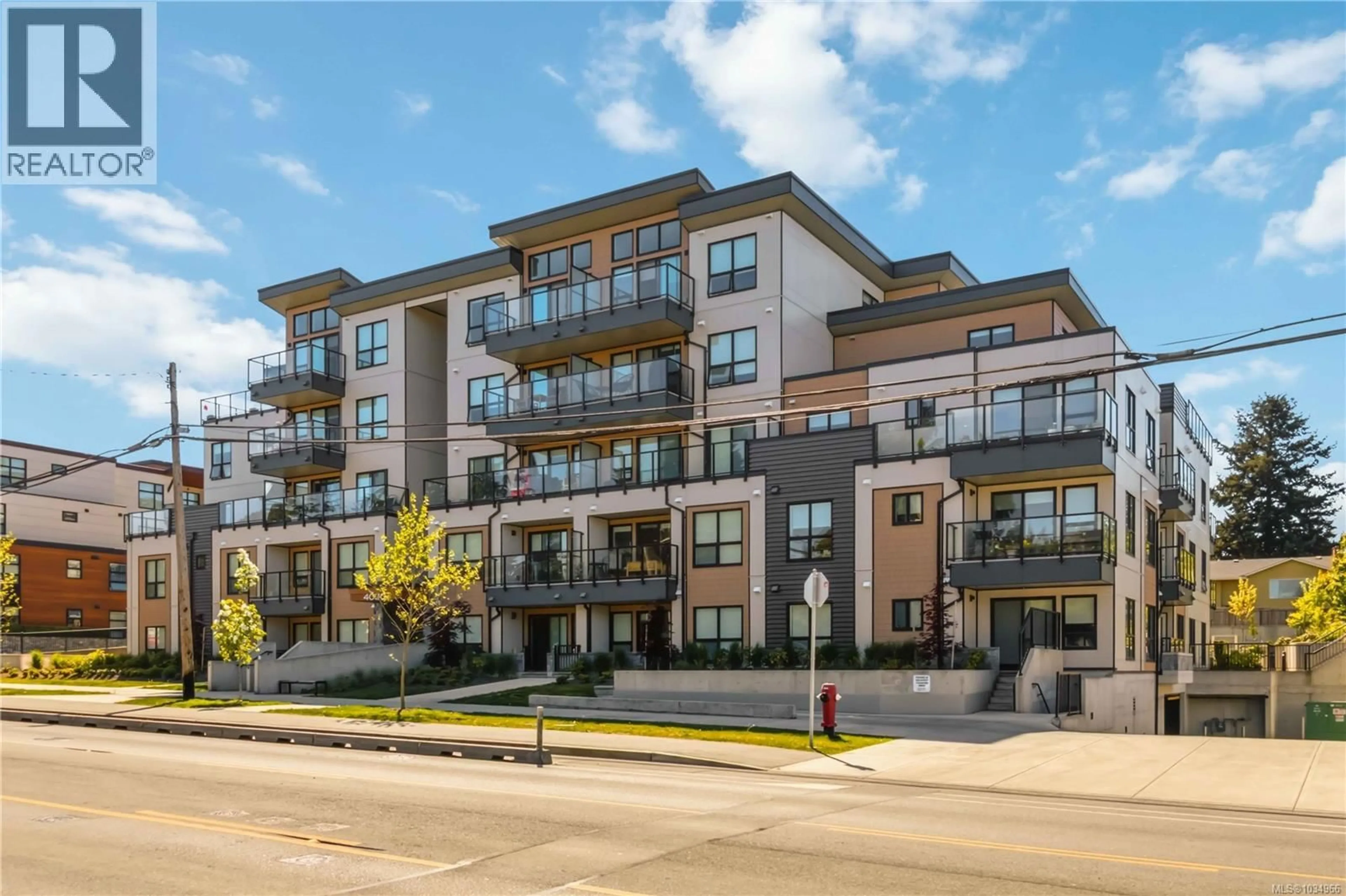 Patio, unknown for 307 - 4030 SHELBOURNE STREET, Saanich British Columbia V8N3E4