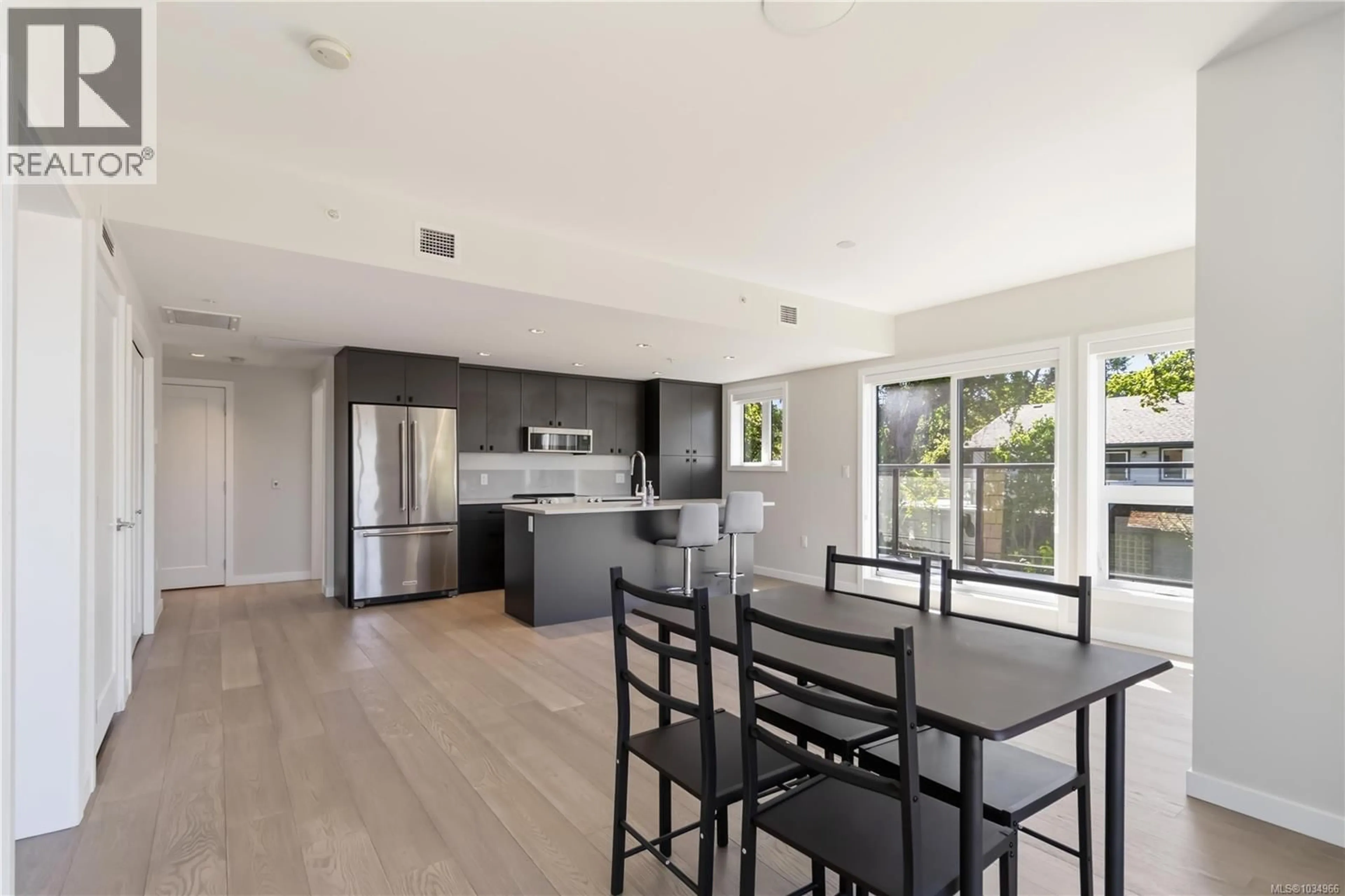 Open concept kitchen, unknown for 307 - 4030 SHELBOURNE STREET, Saanich British Columbia V8N3E4