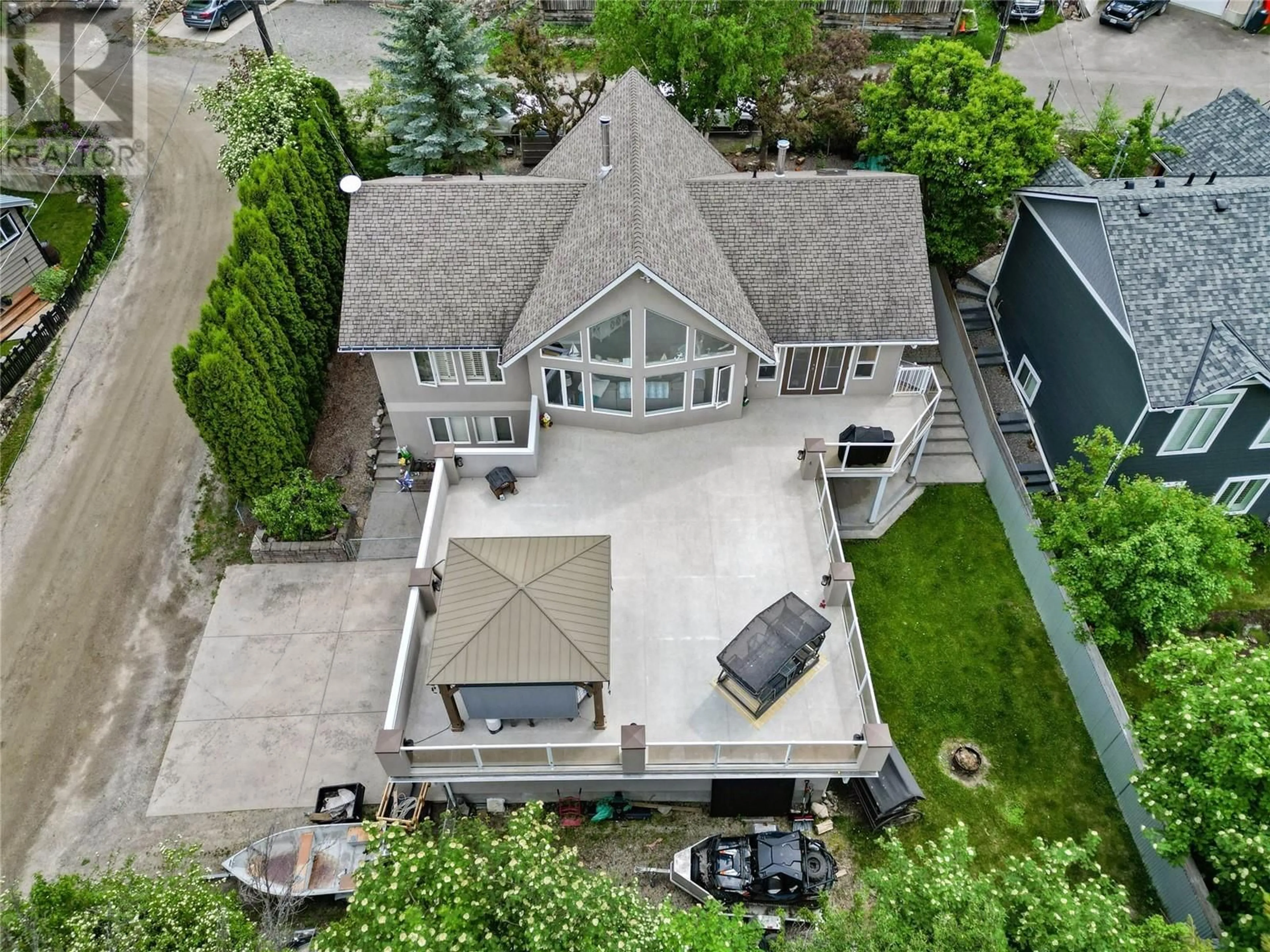 A pic from outside/outdoor area/front of a property/back of a property/a pic from drone, street for 2245 PAUL LAKE ROAD, Kamloops British Columbia v2h1n9