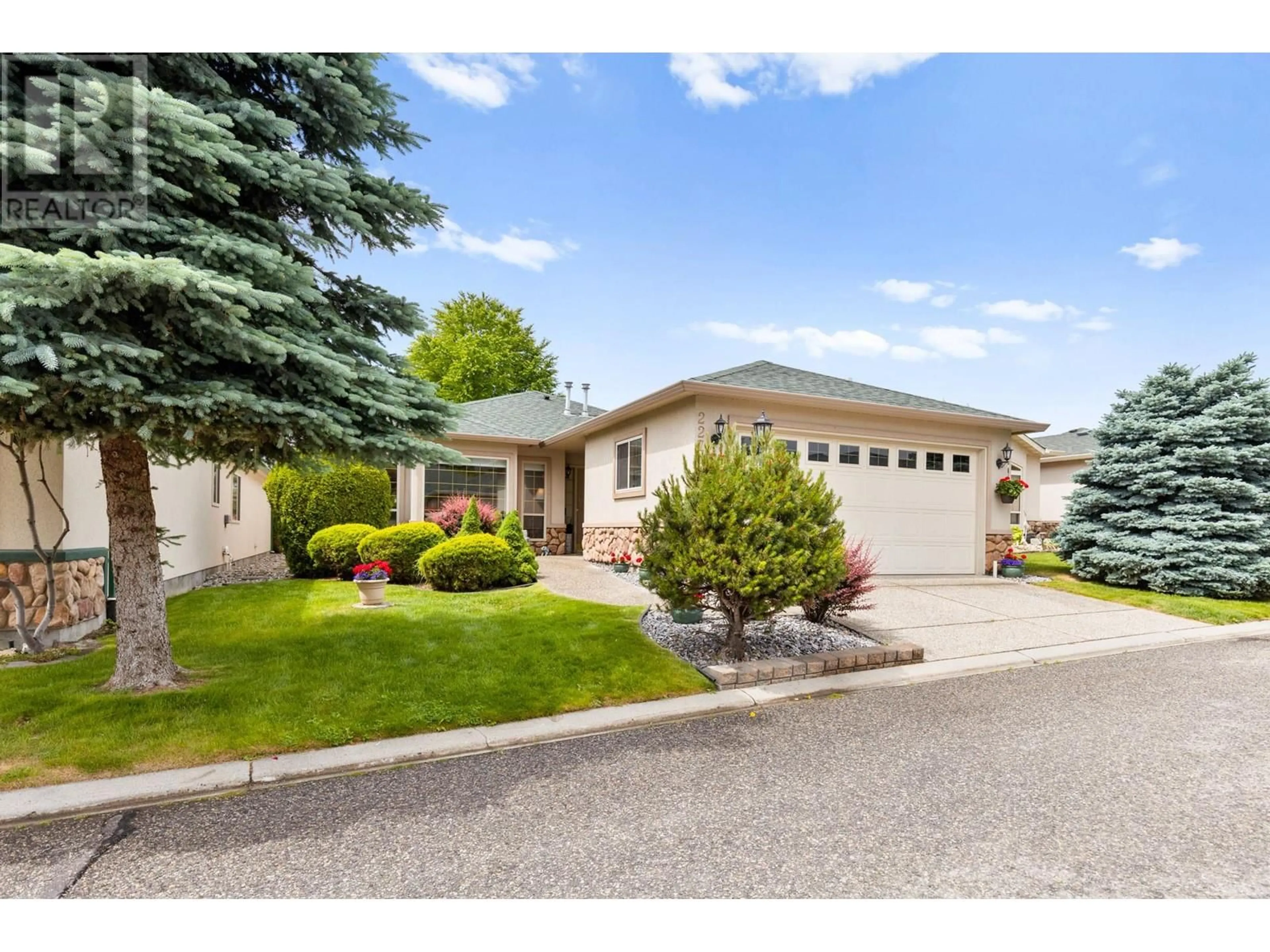 Home with vinyl exterior material, street for 227 - 2330 BUTT ROAD, West Kelowna British Columbia V4T2L3