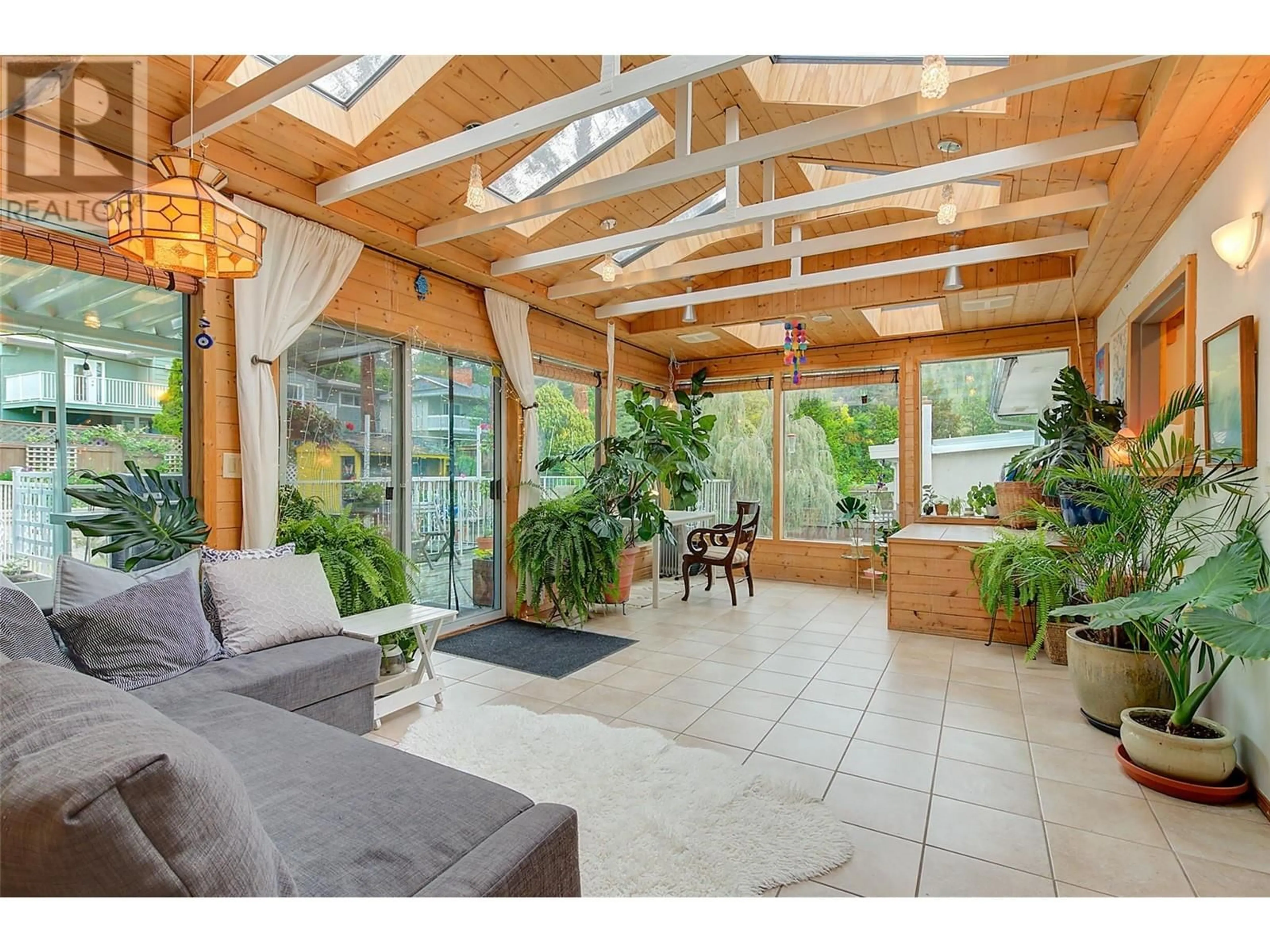 Unknown for 36 CARAMILLO ROAD, Kelowna British Columbia V1V1B3