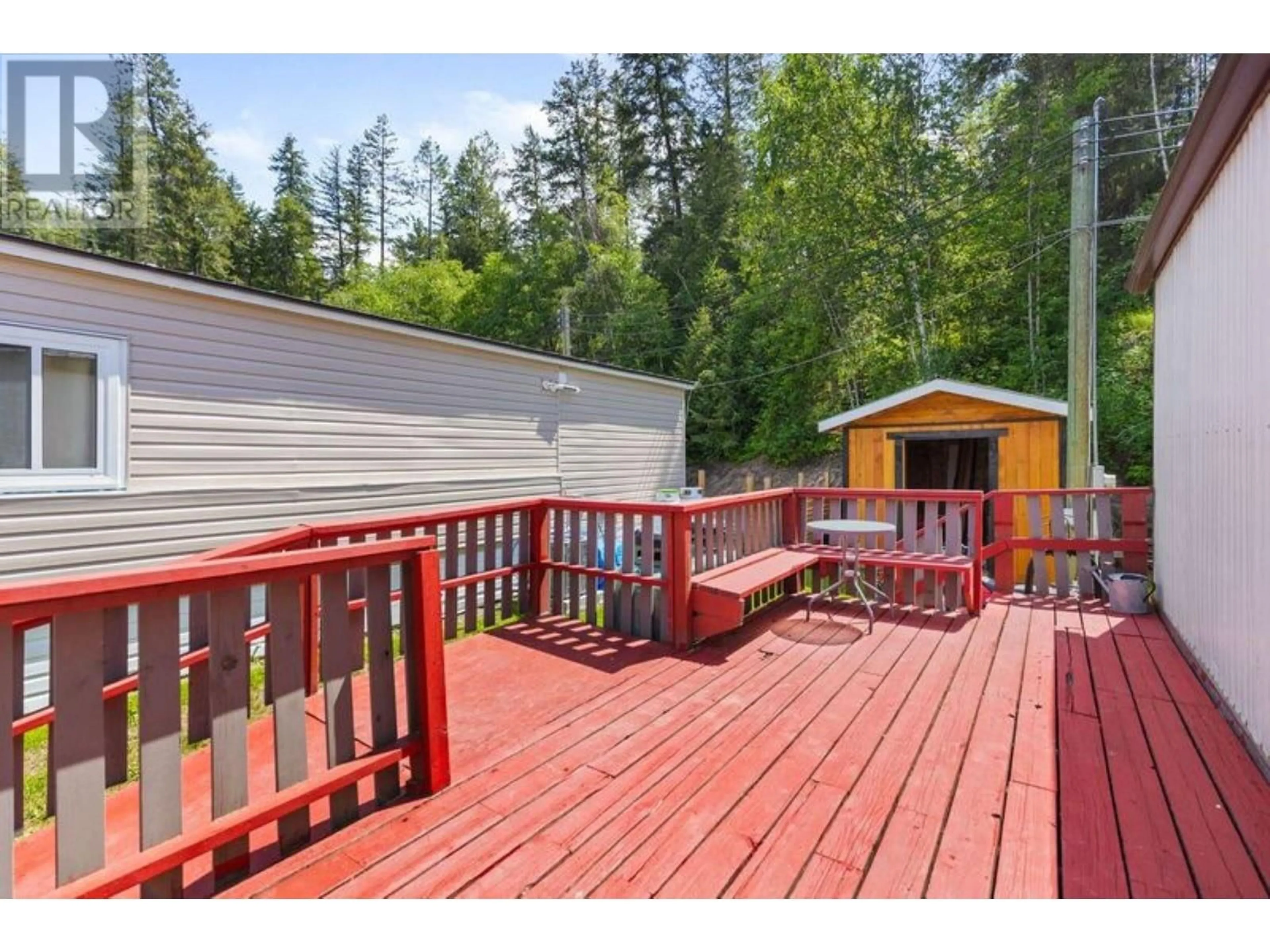 Patio, forest/trees view for 4 - 4428 BARRIERE TOWN ROAD, Barriere British Columbia V0E1E0