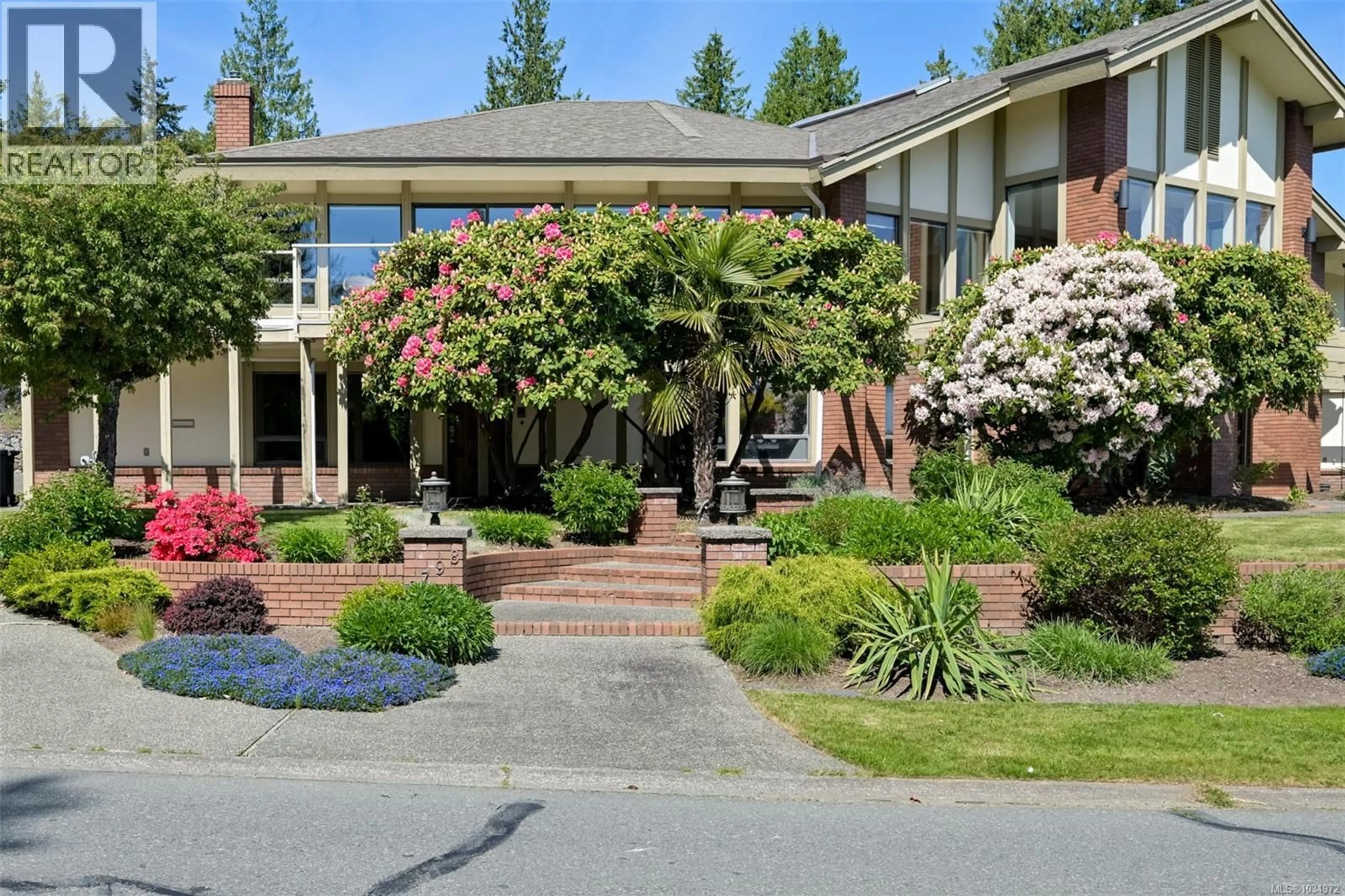 Unknown for 8798 FOREST PARK DRIVE, North Saanich British Columbia V8L5A8