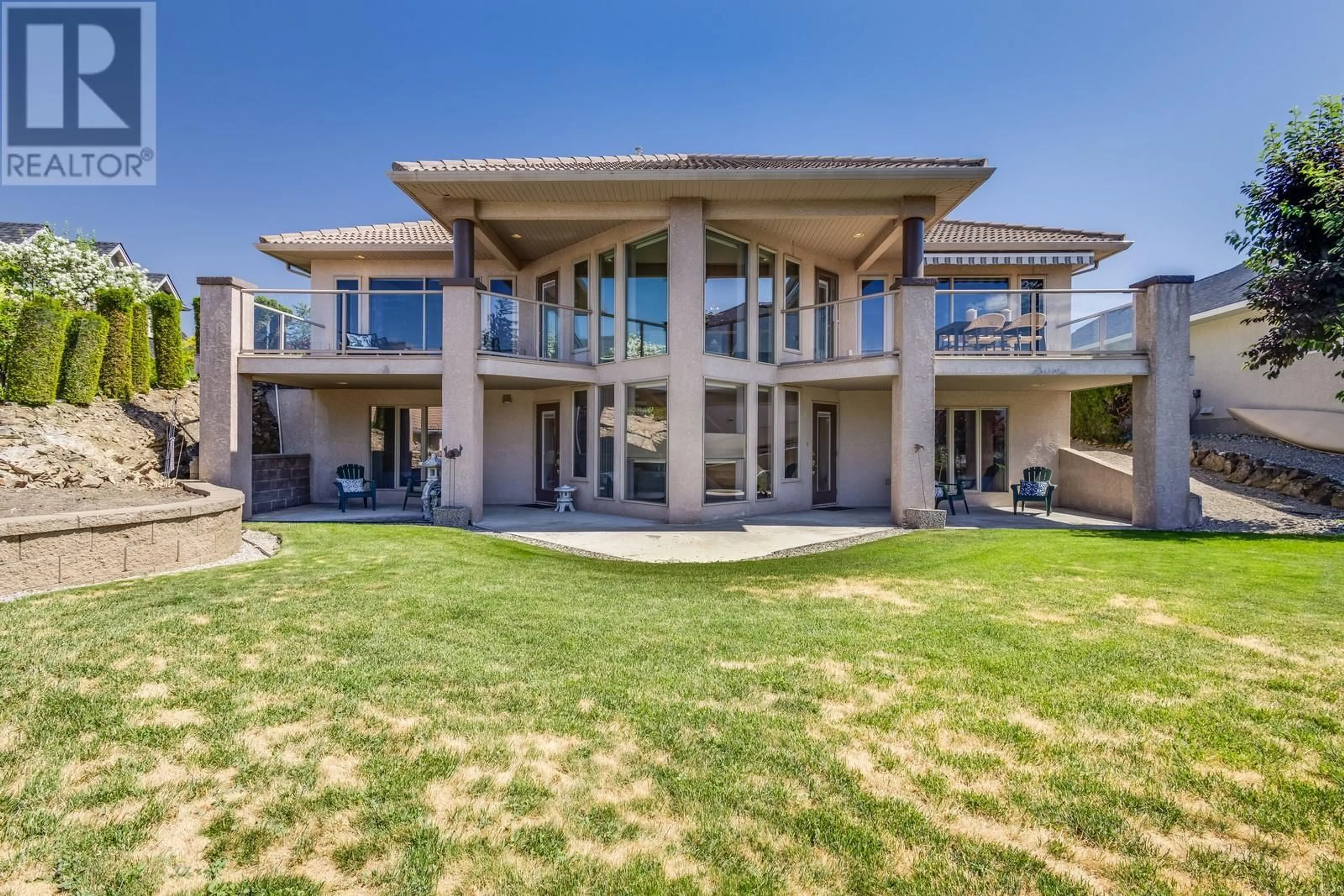 Unknown for 252 CAMELOT COURT, Kelowna British Columbia V1V1N2