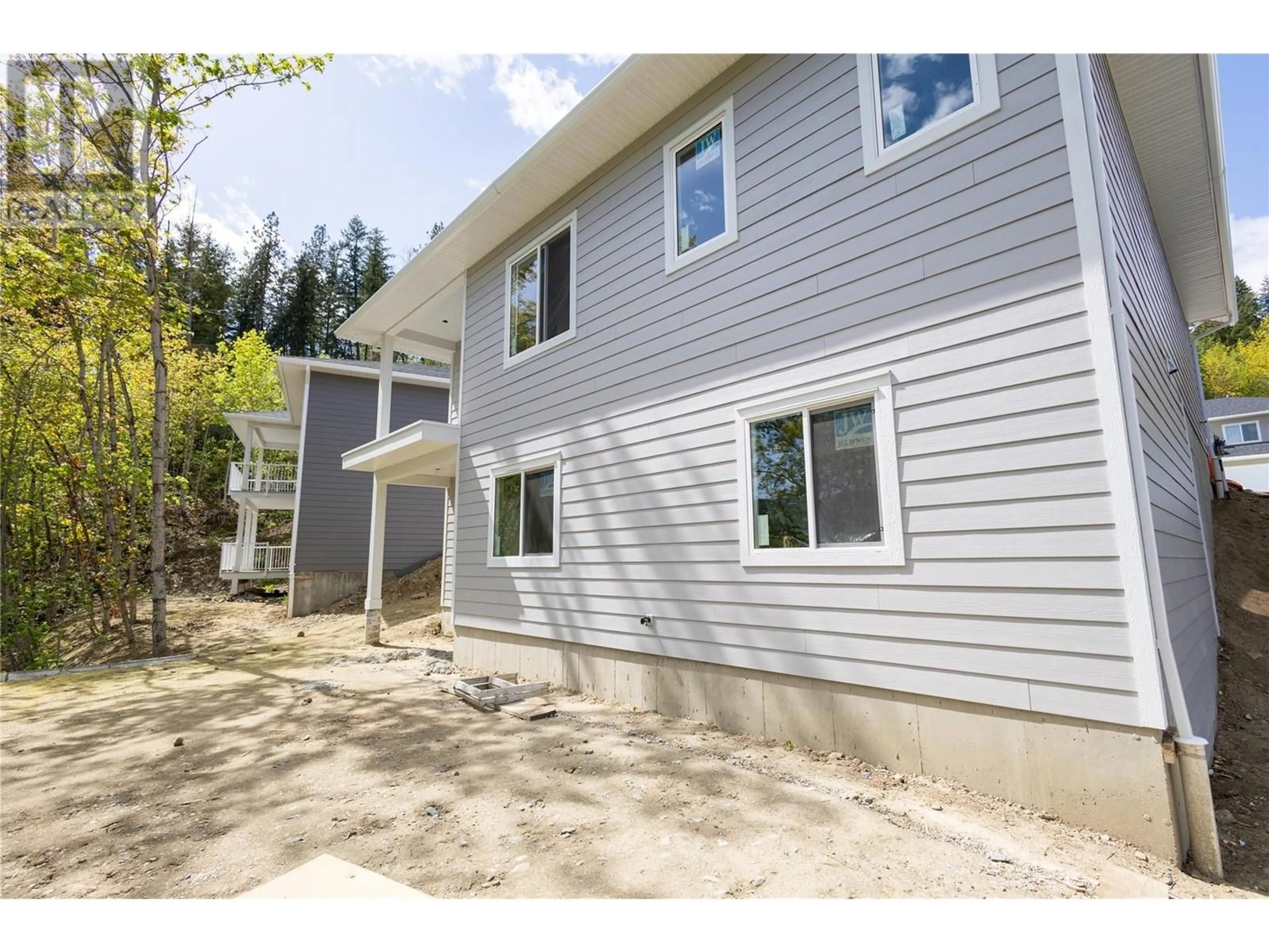 Home with vinyl exterior material, unknown for 103 - 806 CLIFF AVENUE, Enderby British Columbia V0E1V1