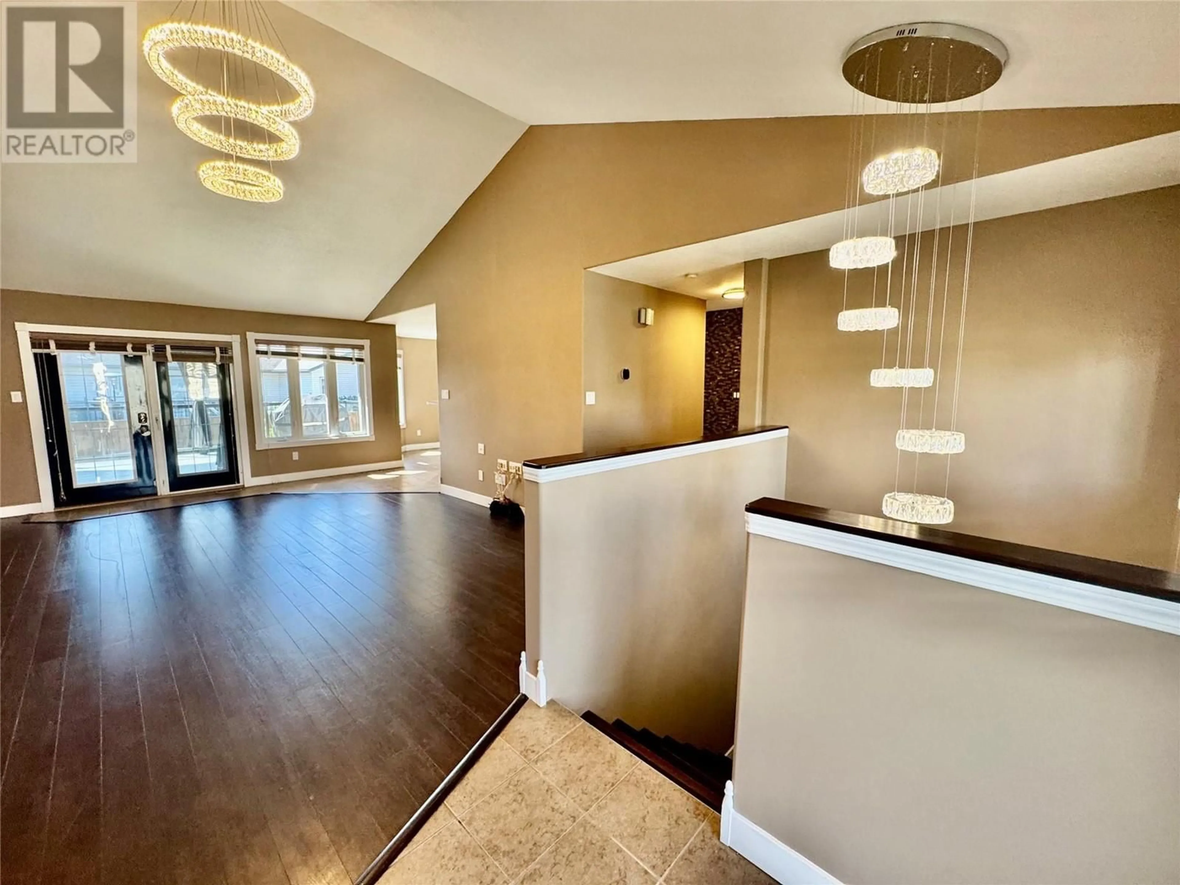 Indoor foyer for 1836 WILLOWBROOK CRESCENT, Dawson Creek British Columbia V1G2P9