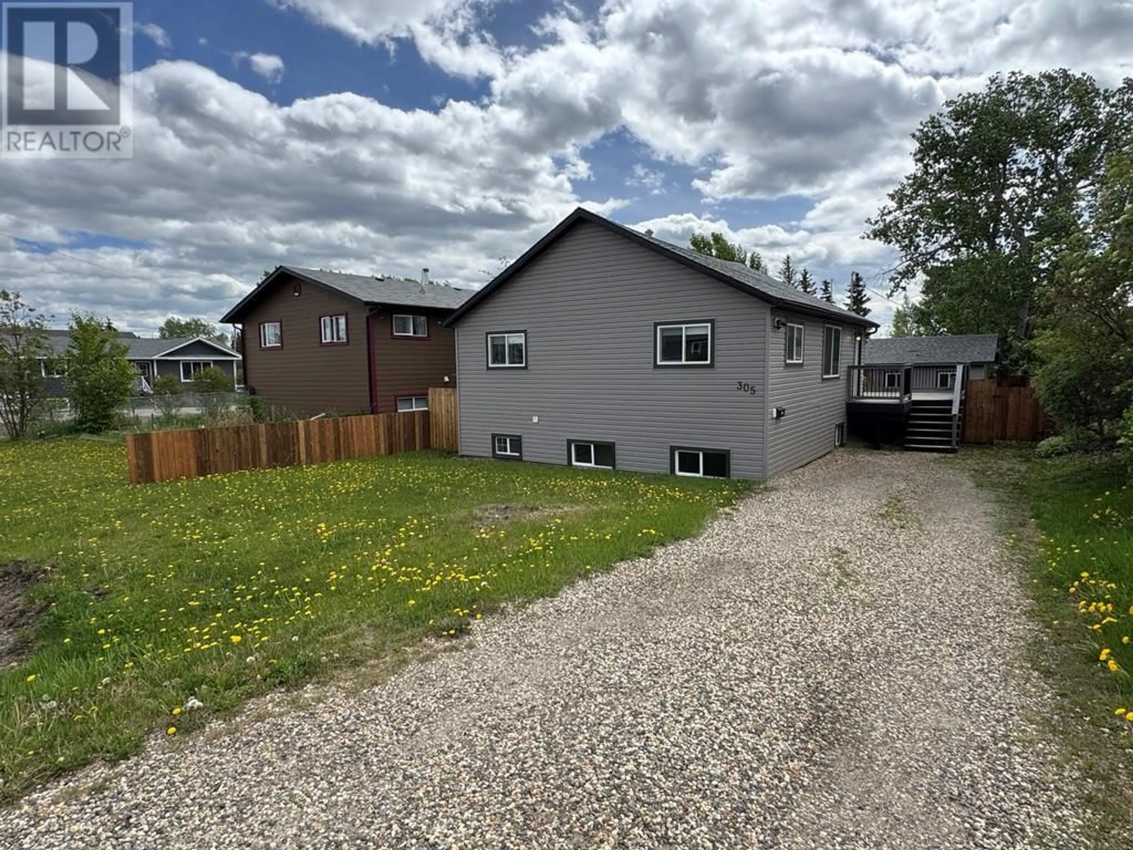 A pic from outside/outdoor area/front of a property/back of a property/a pic from drone, unknown for 305 98 AVENUE, Dawson Creek British Columbia V1G1R8