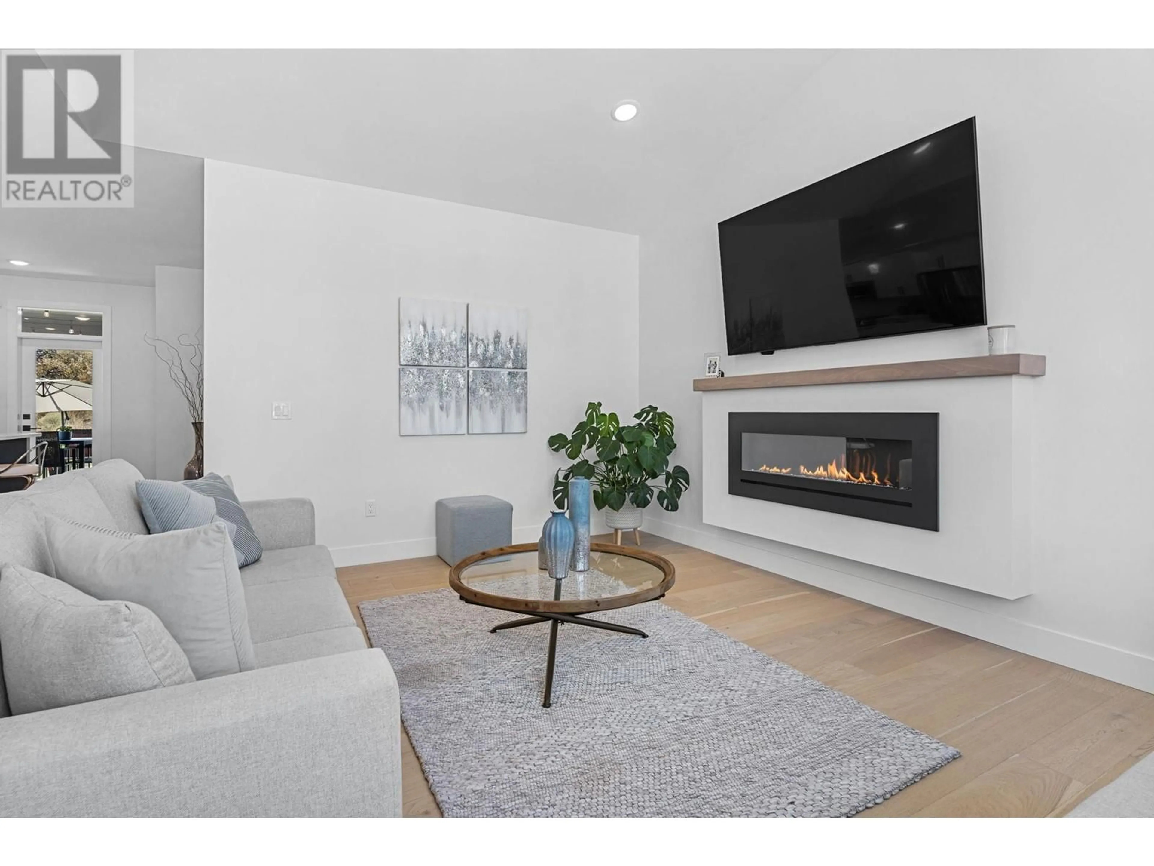 Living room with furniture, unknown for 2789 CANYON CREST DRIVE, West Kelowna British Columbia V4T0E3