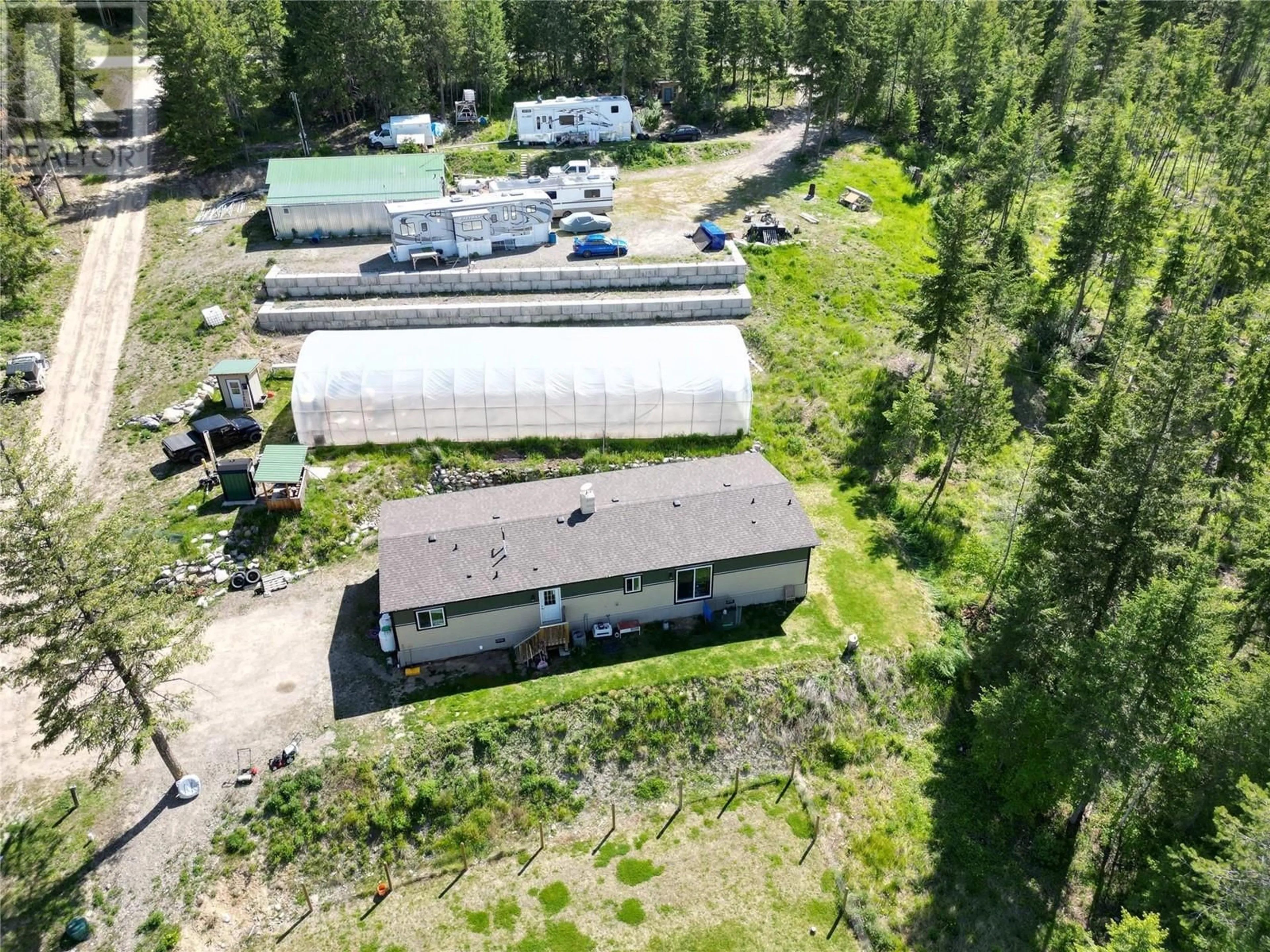 A pic from outside/outdoor area/front of a property/back of a property/a pic from drone, building for 3341 GLENGROVE ROAD, Barriere British Columbia V0E2E0