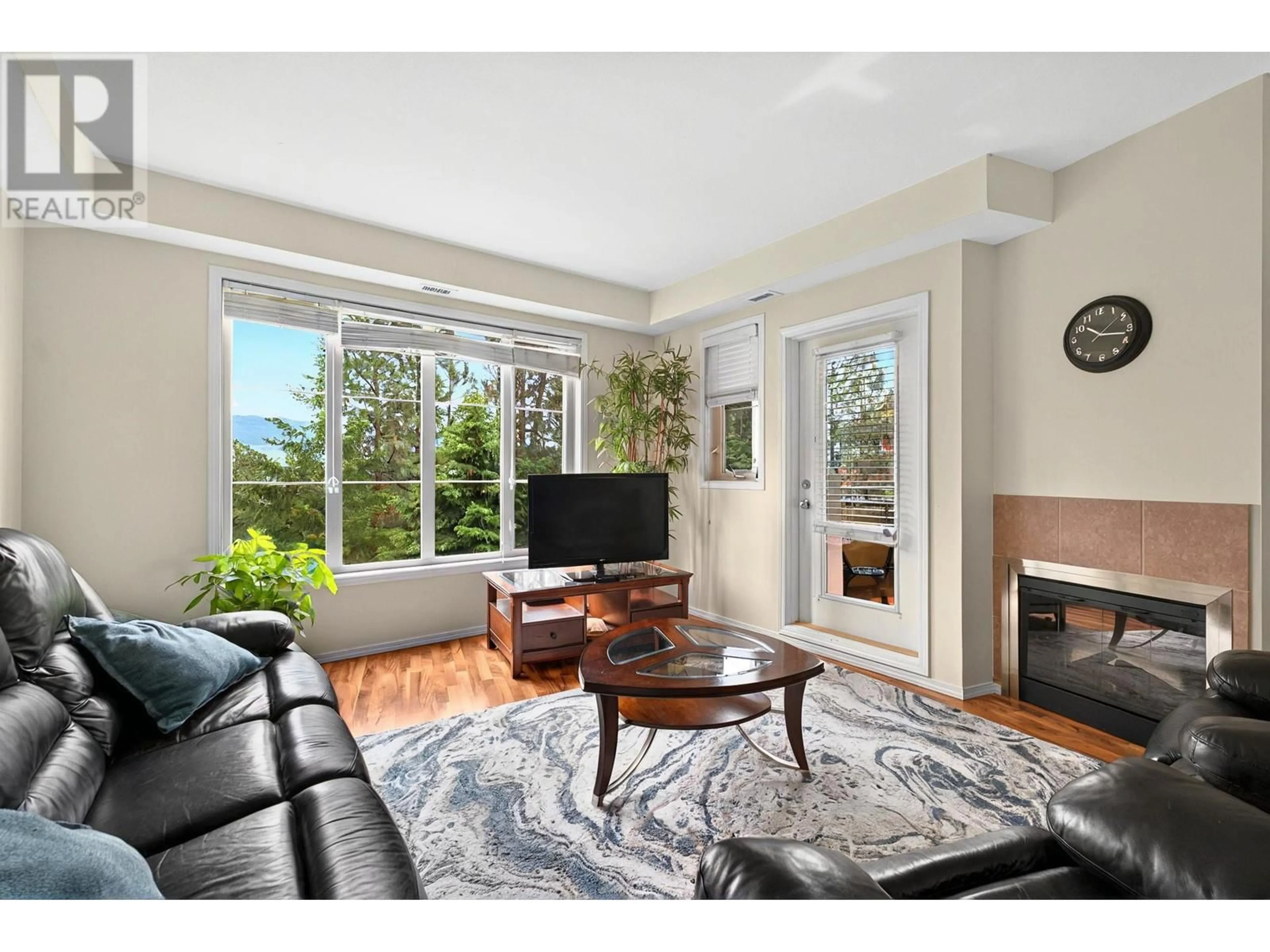 Living room with furniture, unknown for 2206 - 1873 COUNTRY CLUB DRIVE, Kelowna British Columbia V1V2W6