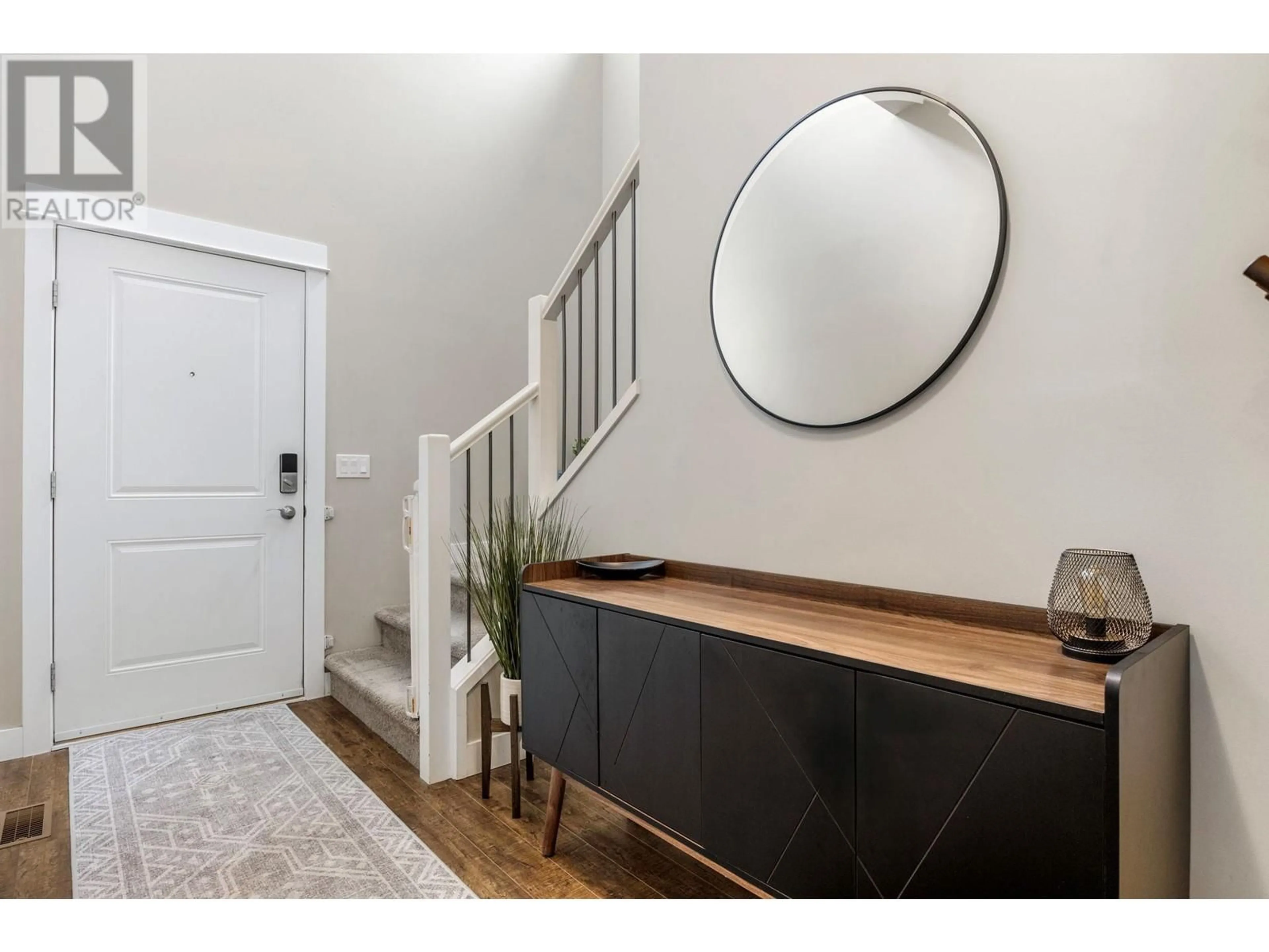 Indoor entryway for 2008 ELKRIDGE DRIVE, West Kelowna British Columbia V4T3J8