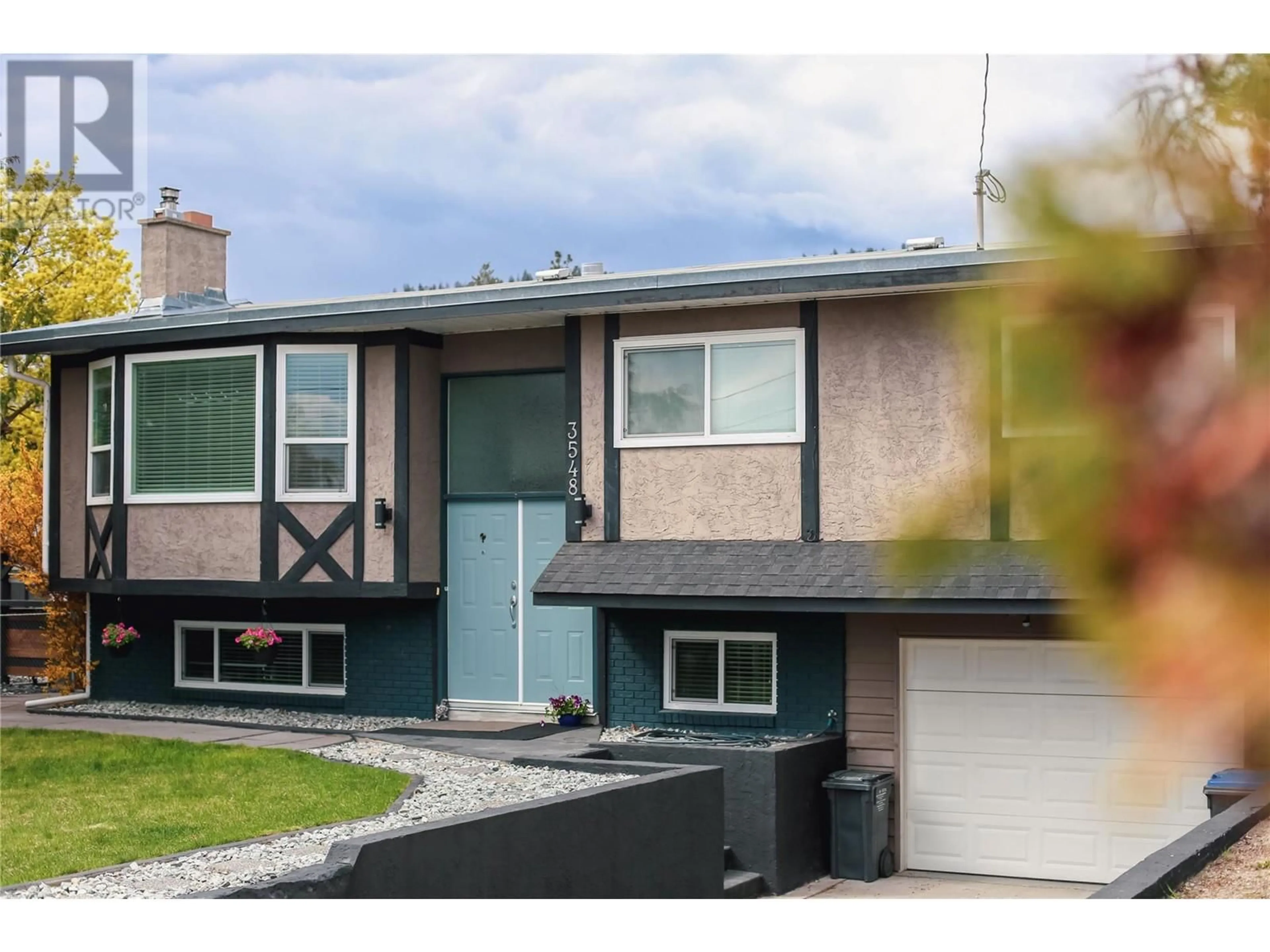 Home with vinyl exterior material, street for 3548 MACDONNEL ROAD, West Kelowna British Columbia V4T1J1