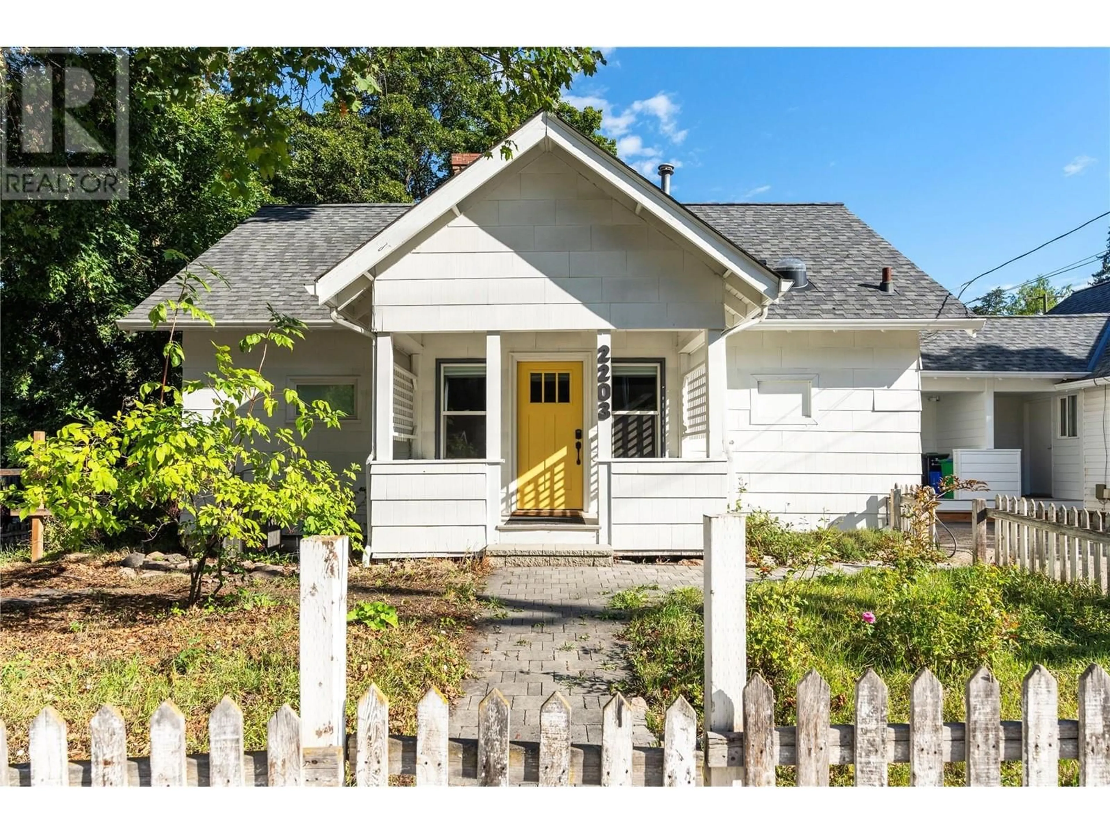 Home with vinyl exterior material, street for 2205 32ND AVENUE, Vernon British Columbia V1T2K4