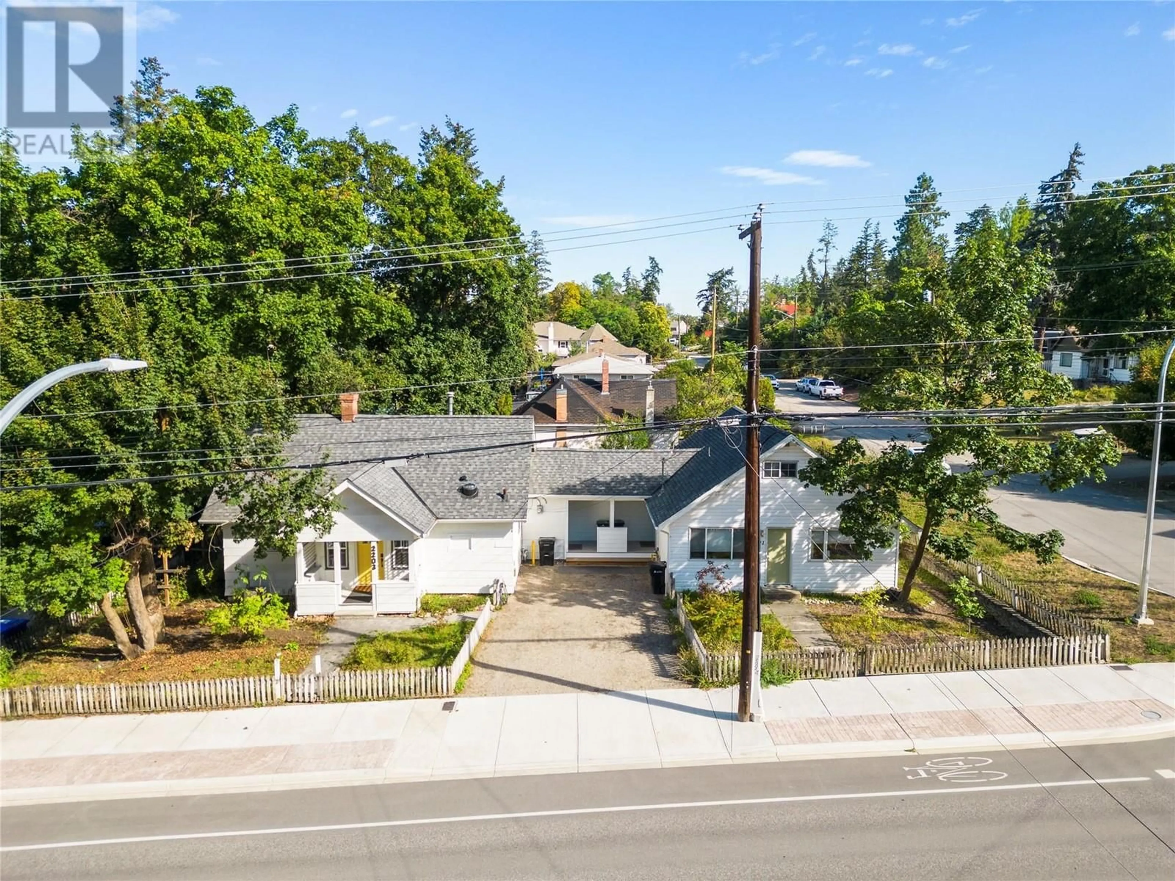 A pic from outside/outdoor area/front of a property/back of a property/a pic from drone, street for 2205 32ND AVENUE, Vernon British Columbia V1T2K4