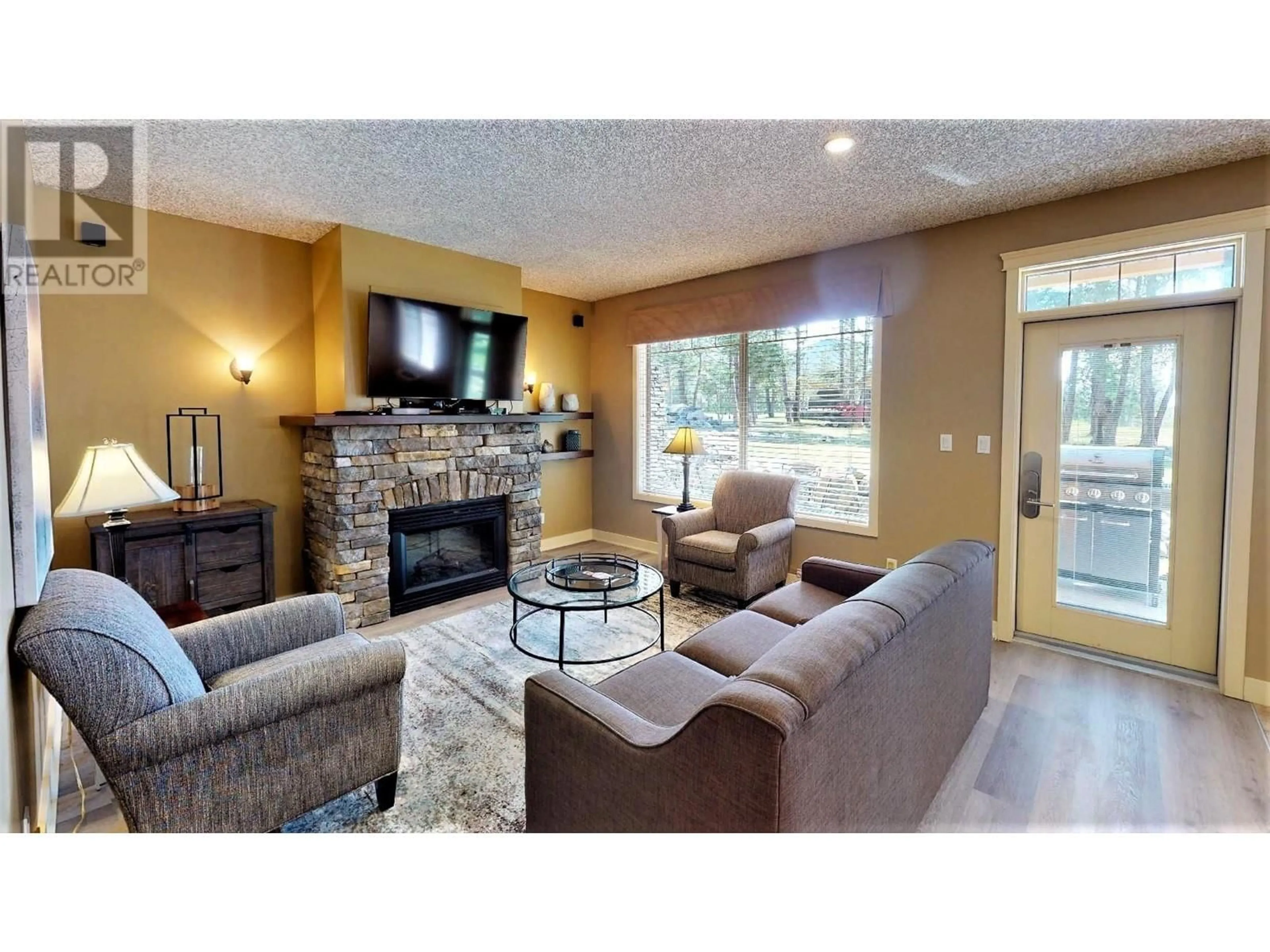 Living room with furniture, unknown for 311 B - 300 BIGHORN BOULEVARD, Radium Hot Springs British Columbia V0A1M0