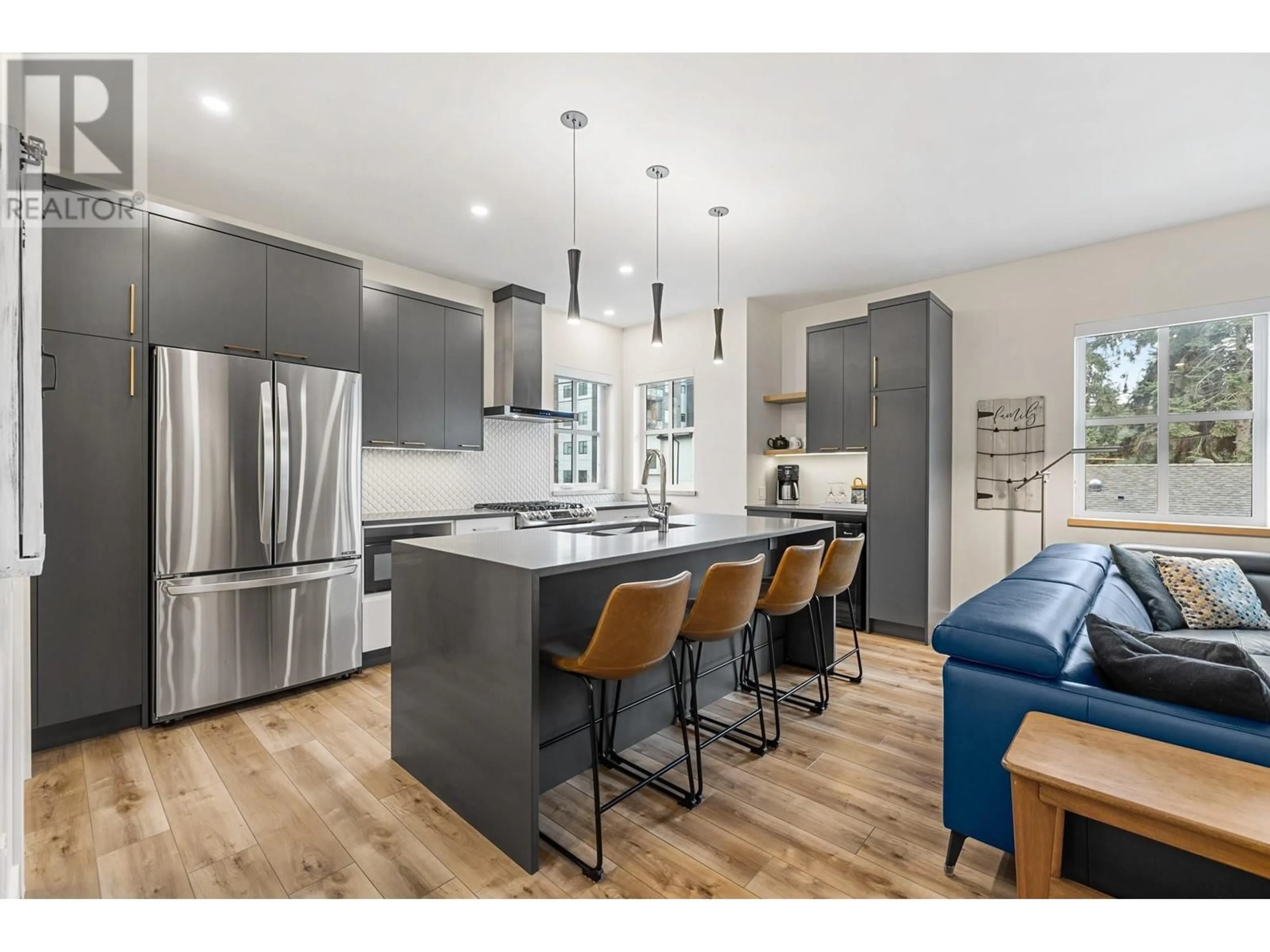 Open concept kitchen, unknown for 2 - 1053 MARTIN AVENUE, Kelowna British Columbia V1Y6V6