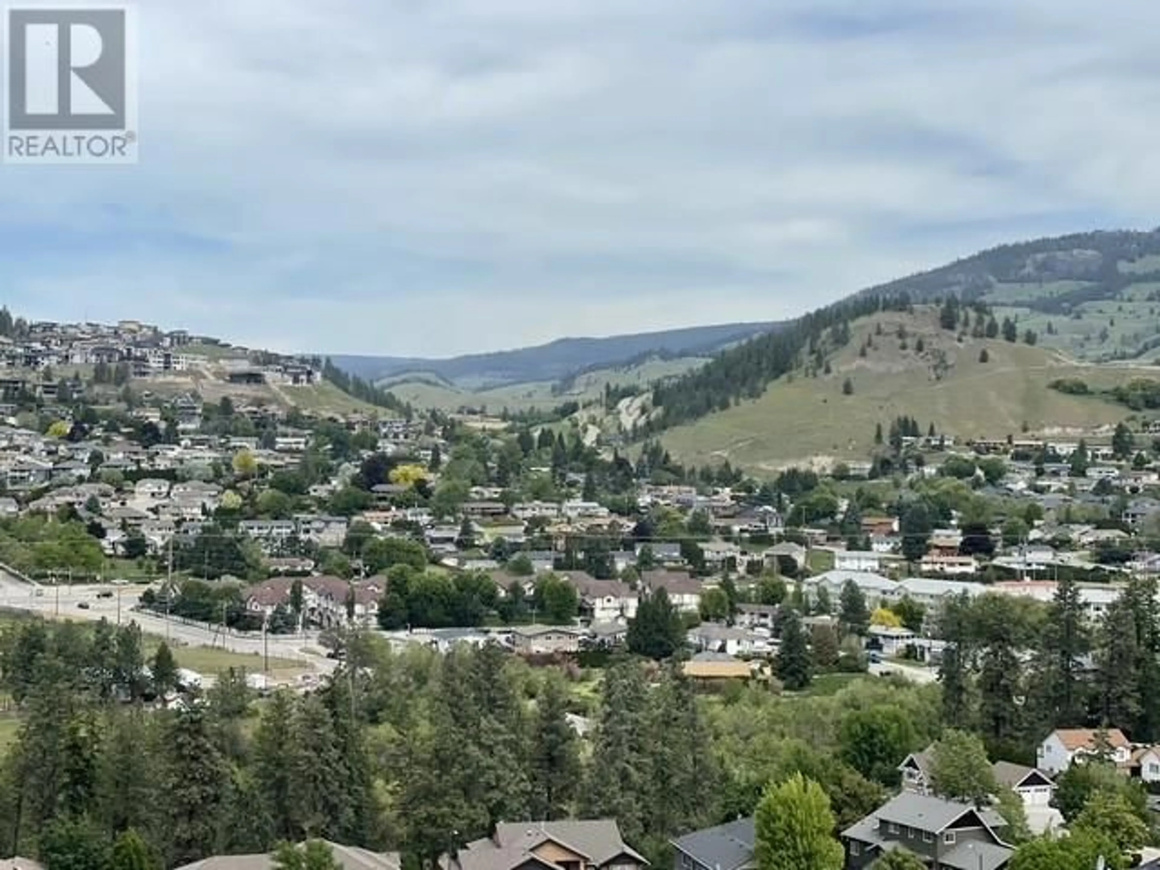 Blurry image for 1647 SUNRISE ROAD, Kelowna British Columbia V1P1N9