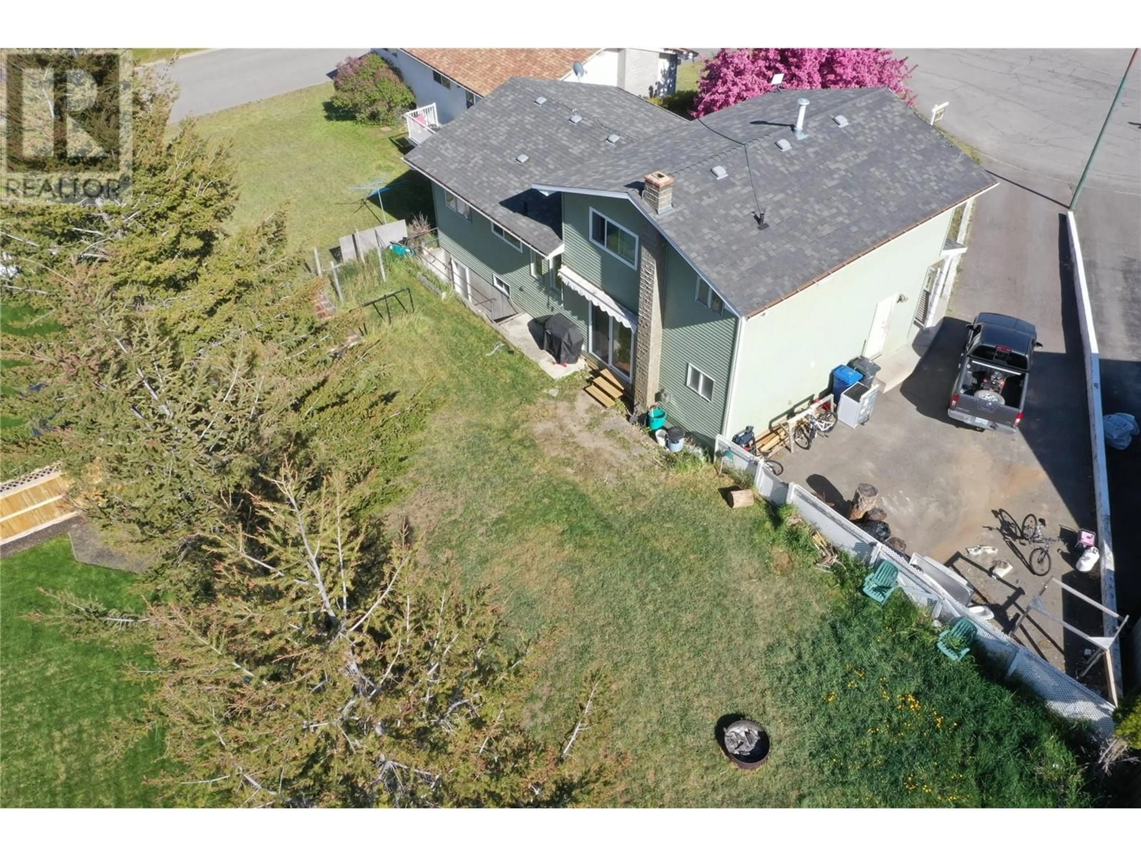 A pic from outside/outdoor area/front of a property/back of a property/a pic from drone, unknown for 226 DOGWOOD PLACE, Logan Lake British Columbia V0K1W0