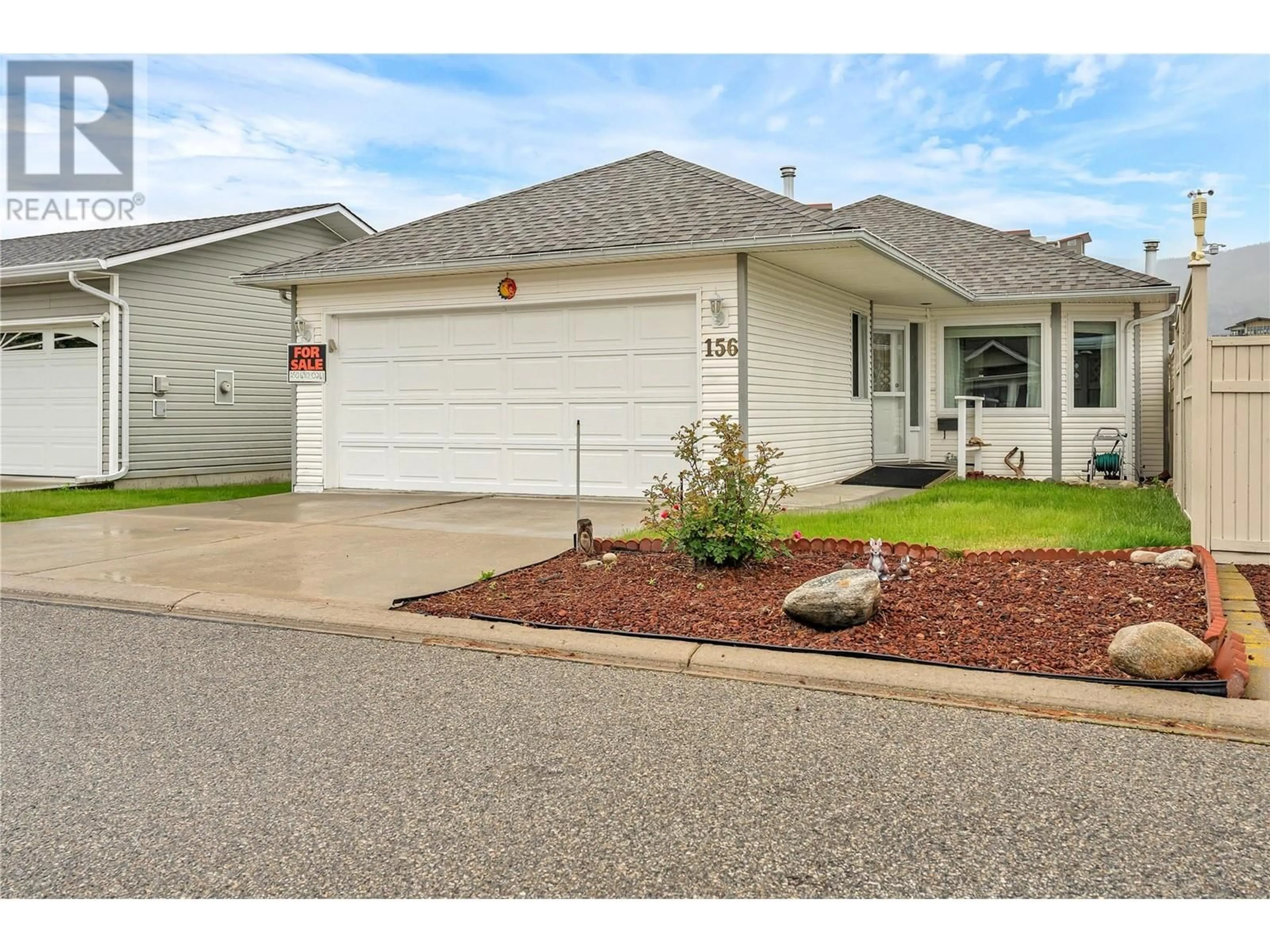 Home with vinyl exterior material, street for 156 - 3400 WILSON STREET, Penticton British Columbia V2A8H9