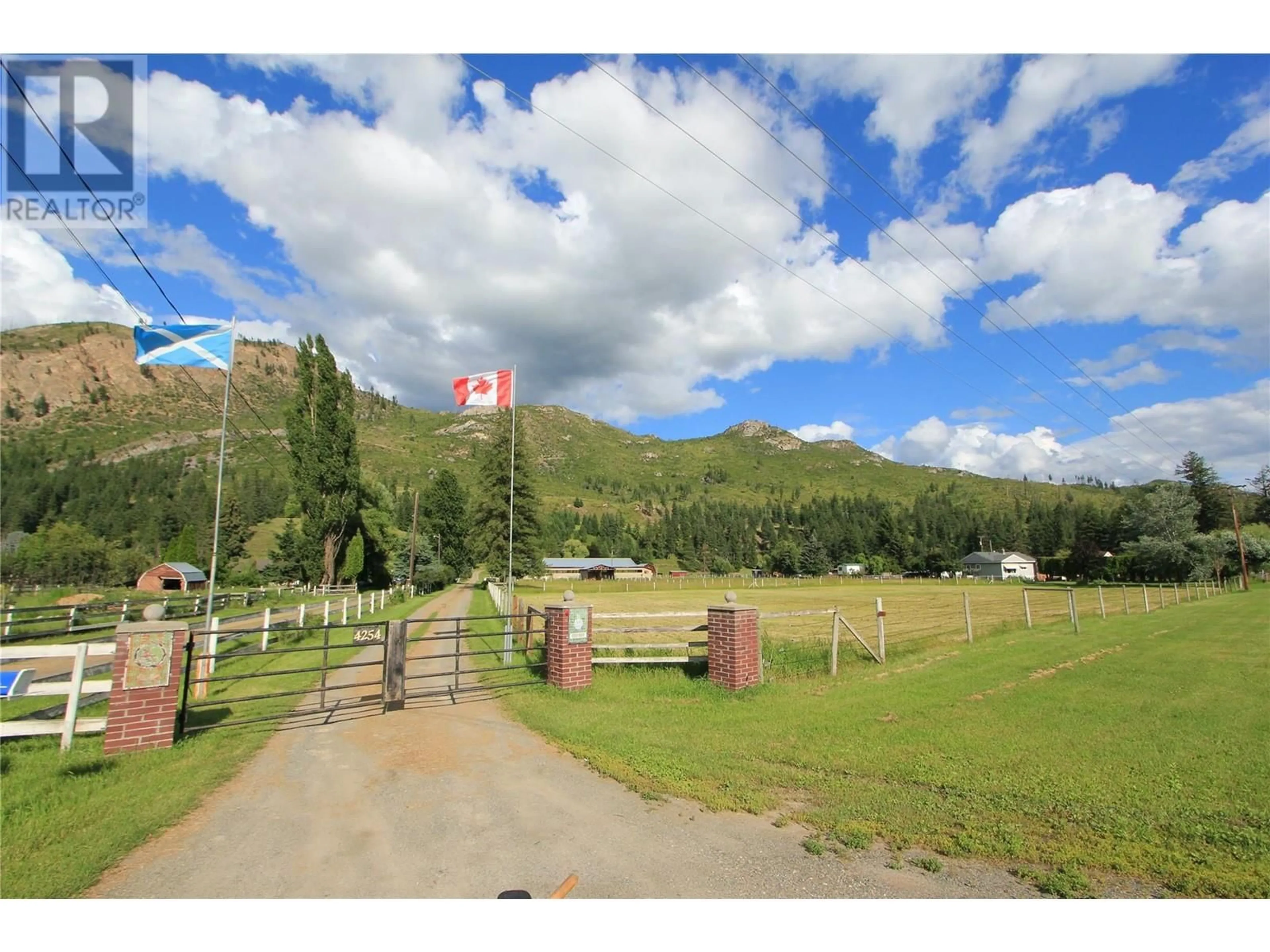 A pic from outside/outdoor area/front of a property/back of a property/a pic from drone, mountain view for 4254 YELLOWHEAD HIGHWAY SOUTH, Barriere British Columbia V0E1E0